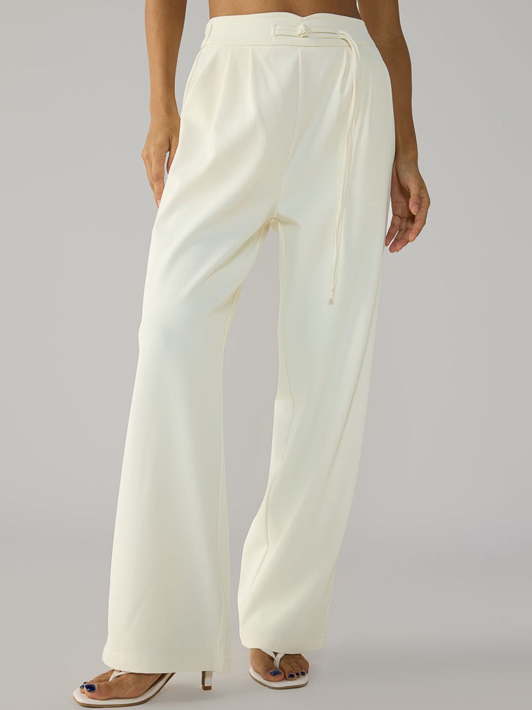 

FREAKINS Egret White Knotted Waist Korean Pants