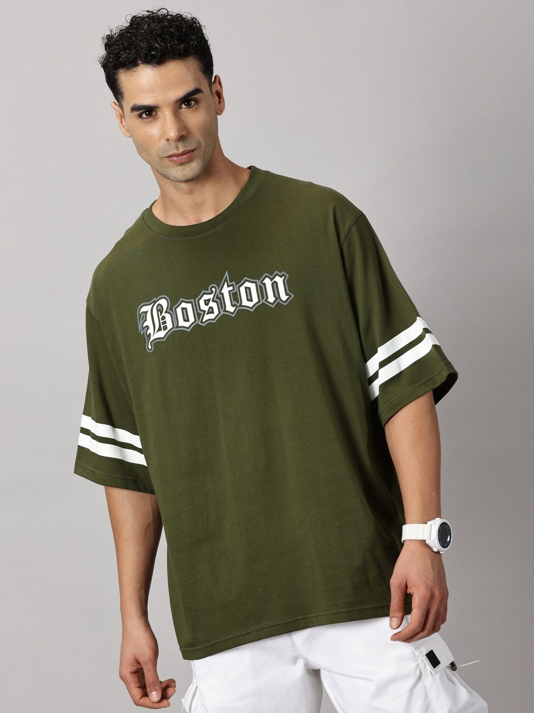 

THE HOLLANDER Men Typography Printed Drop Shoulder Sleeve Cotton Oversized T-shirt, Olive