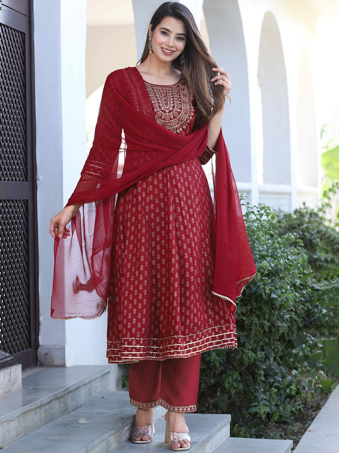 

SINGNI Ethnic Motifs Printed Regular Sequinned Anarkali Kurta with Trousers & With Dupatta, Maroon