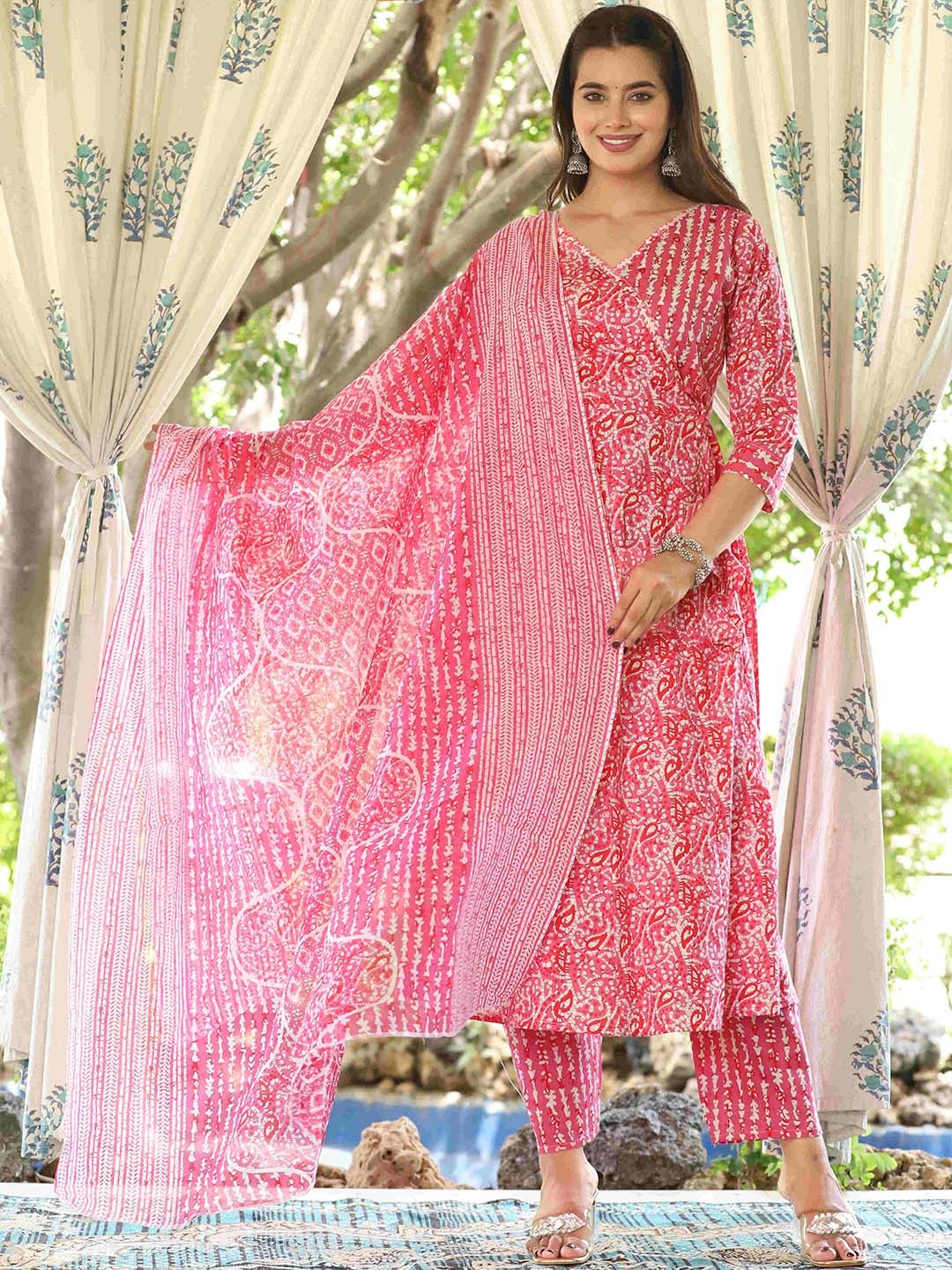 

SINGNI Ethnic Motifs Printed Pure Cotton Anarkali Kurta with Trousers & With Dupatta, Pink