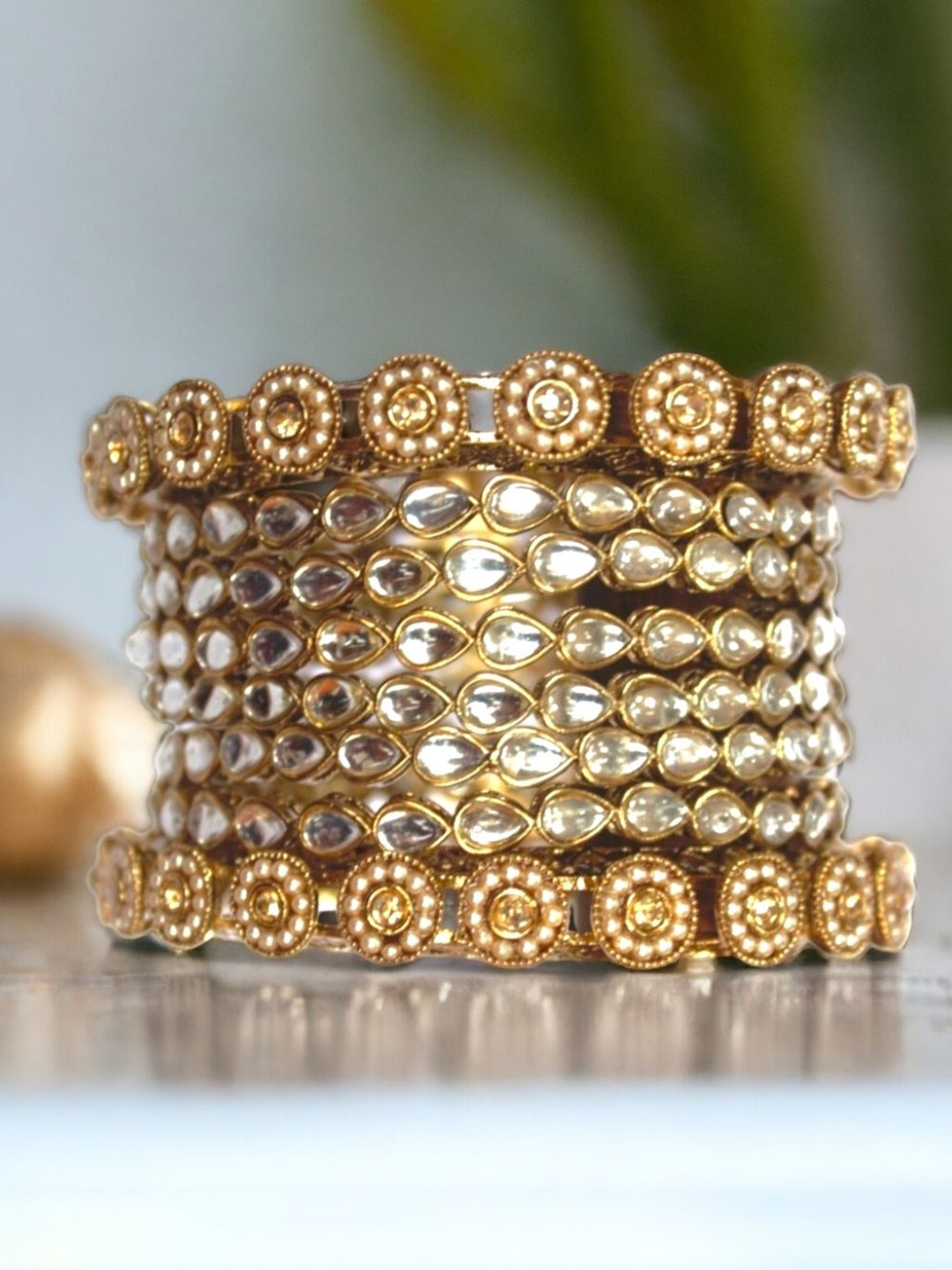 

leshya Set of 8 Brass-Plated Kundan Studded Bangles, Gold