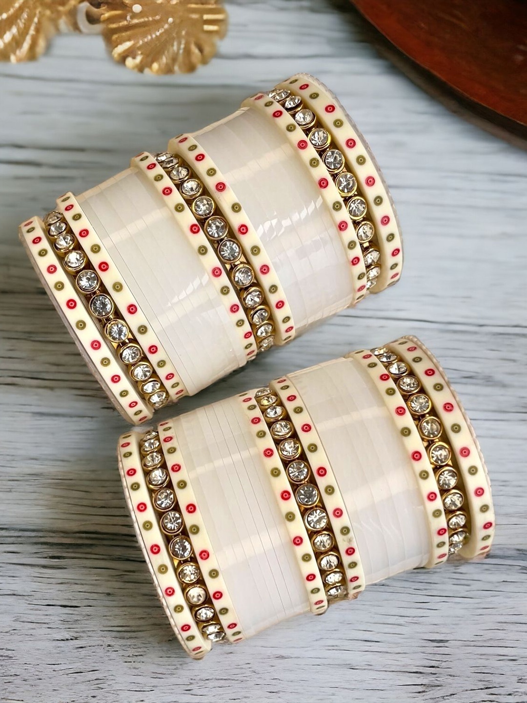

leshya Set Of 50 Brass-Plated Kundan-Studded Bangle, White