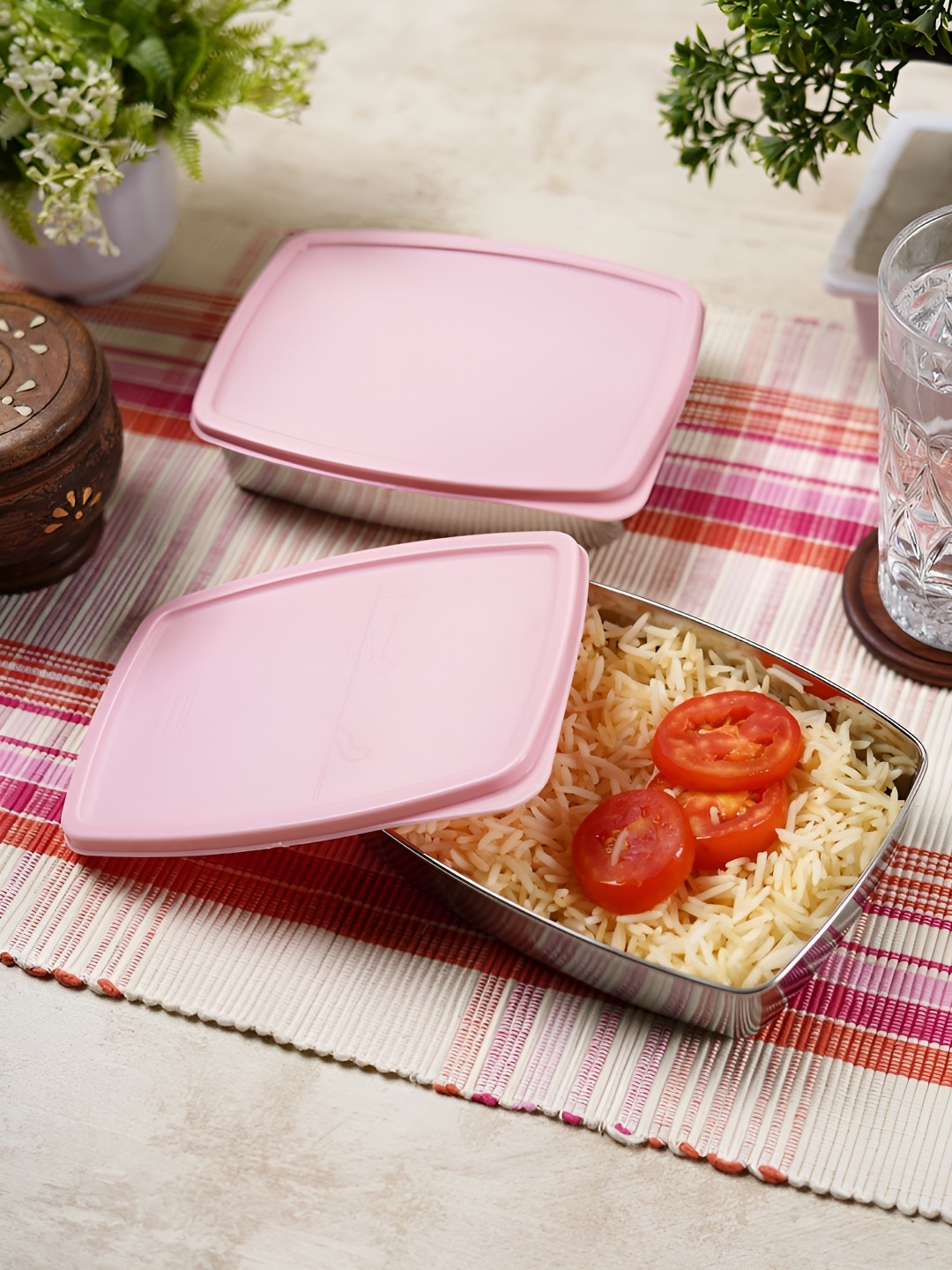 

Aura Pink 2 Pieces Stainless Steel Dishwasher and Microwave Safe Lunch Box 400ml