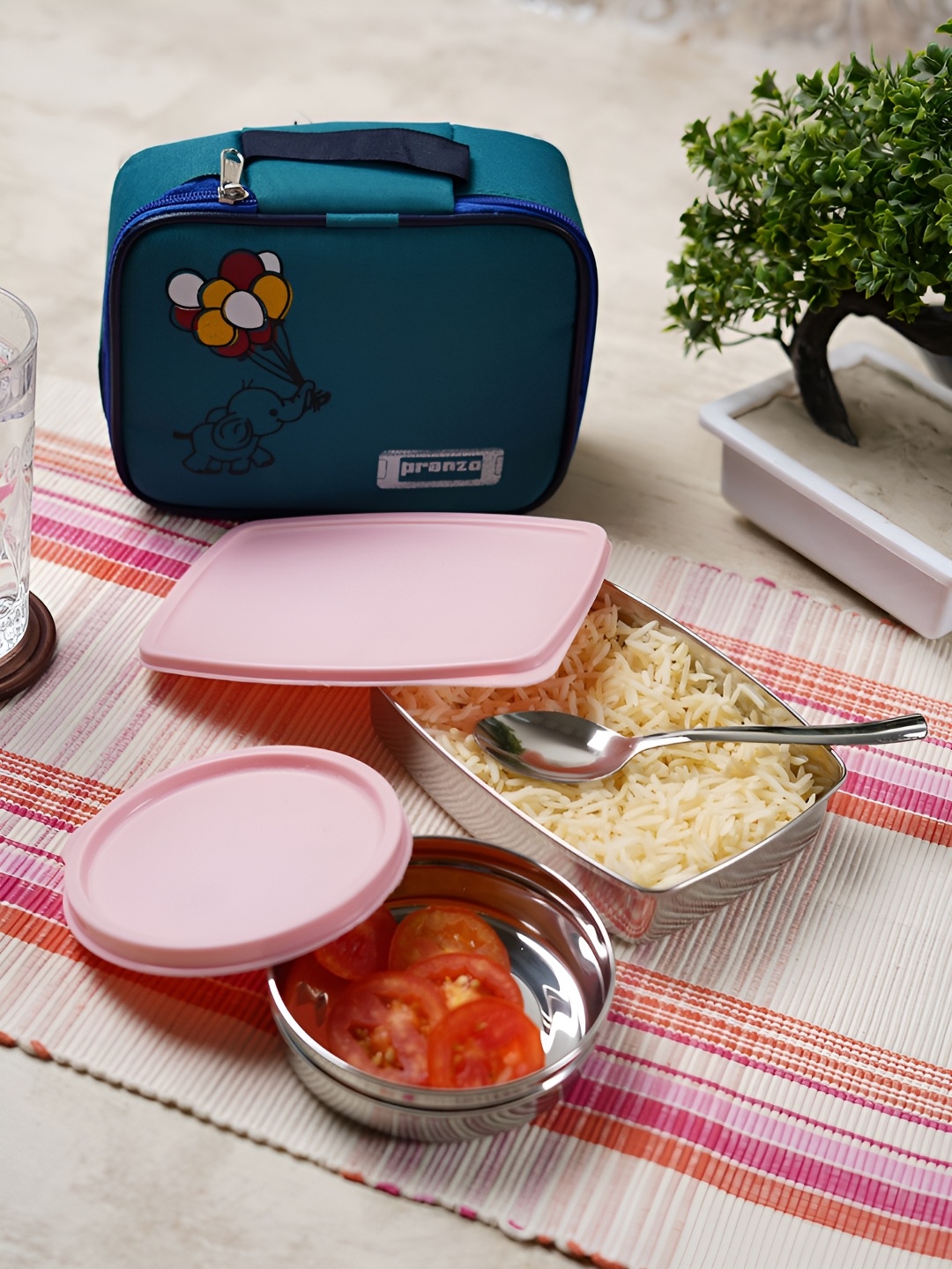 

Aura Pink Stainless Steel Dishwasher Safe Lunch Box