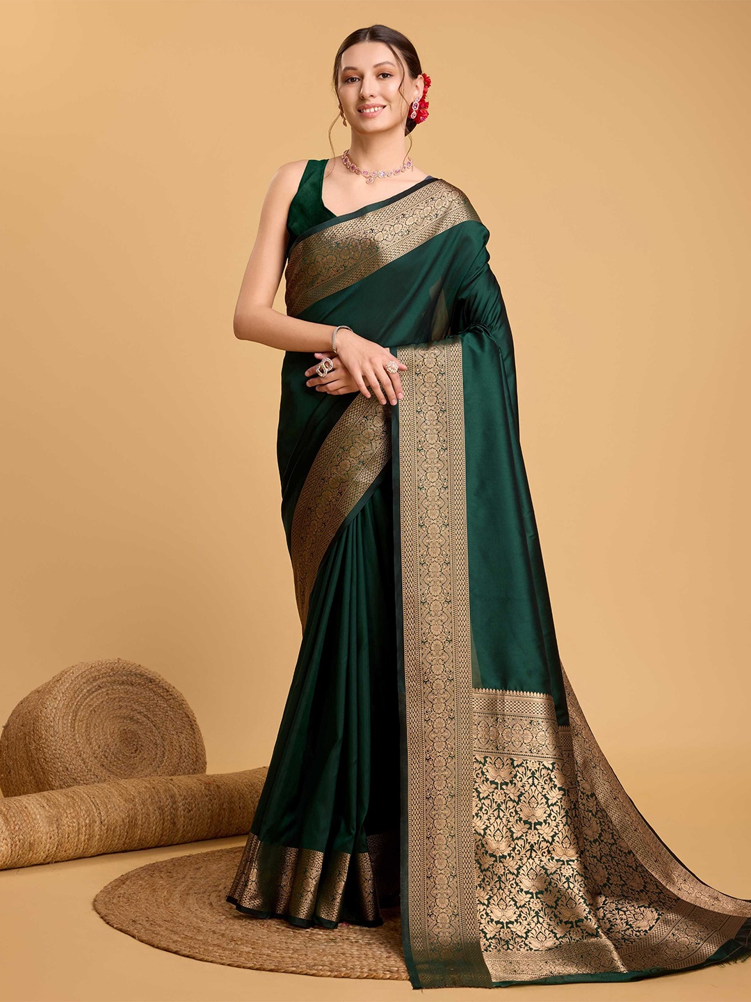 

Mitera Ethnic Motif Zari Woven Banarasi Saree with Blouse, Green