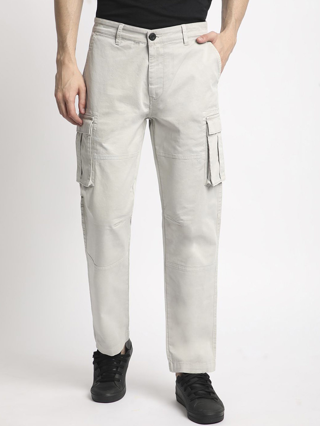 

Bene Kleed Men Relaxed Fit Cargos Trousers, Grey