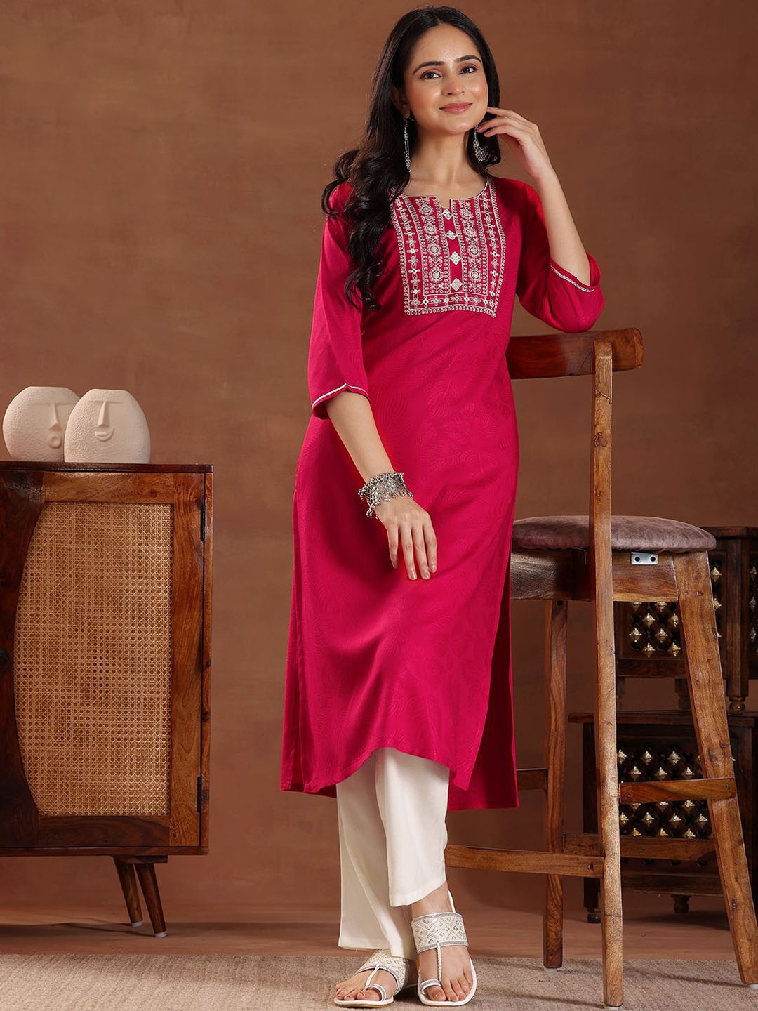

Libas Ethnic Motifs Yoke Design Thread Work Kurta, Pink