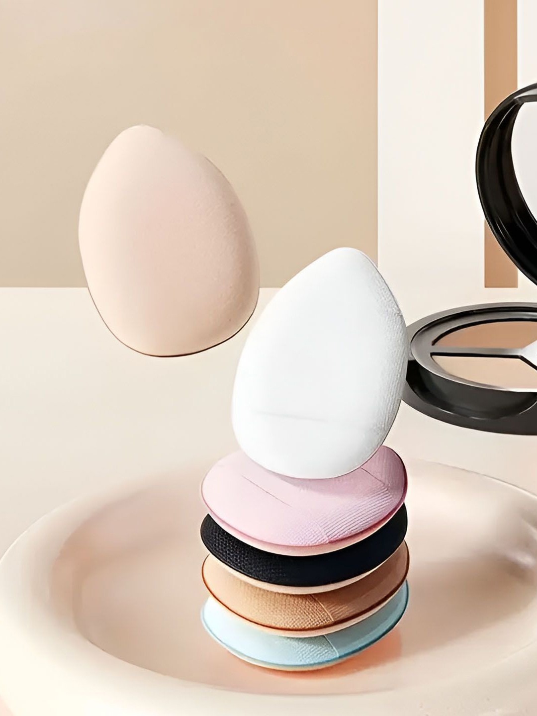 

MATRA Set Of 6 Mini Finger Puff Makeup Sponges, Multi
