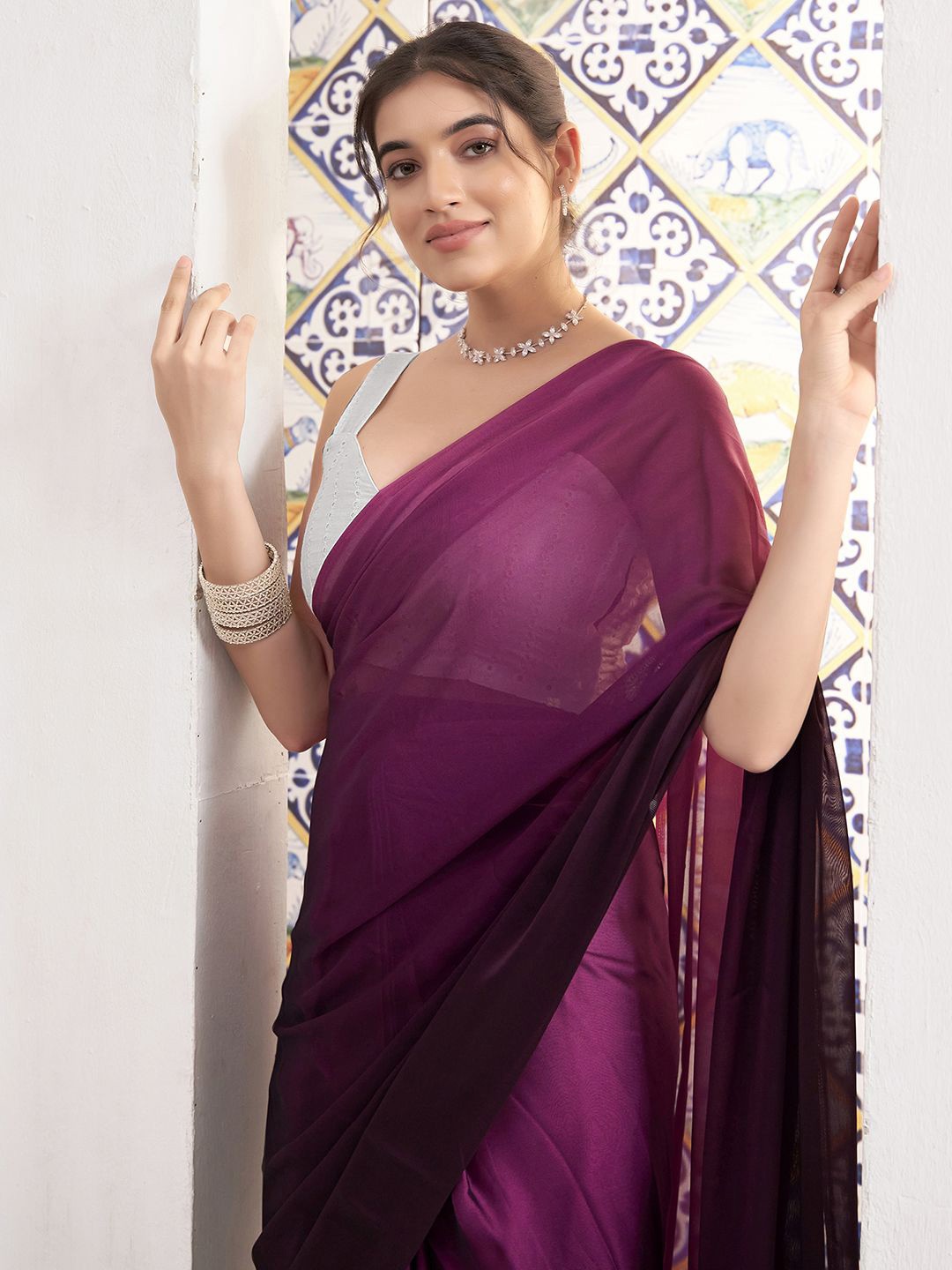 

Mitera Ombre Pure Georgette Ready to Wear Saree, Magenta