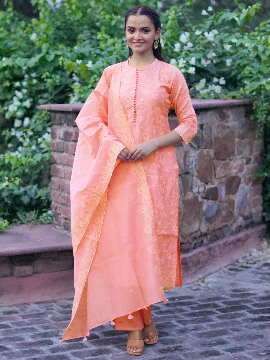 

Libas Art Floral Chanderi Silk Kurta with Trousers & Dupatta, Pink
