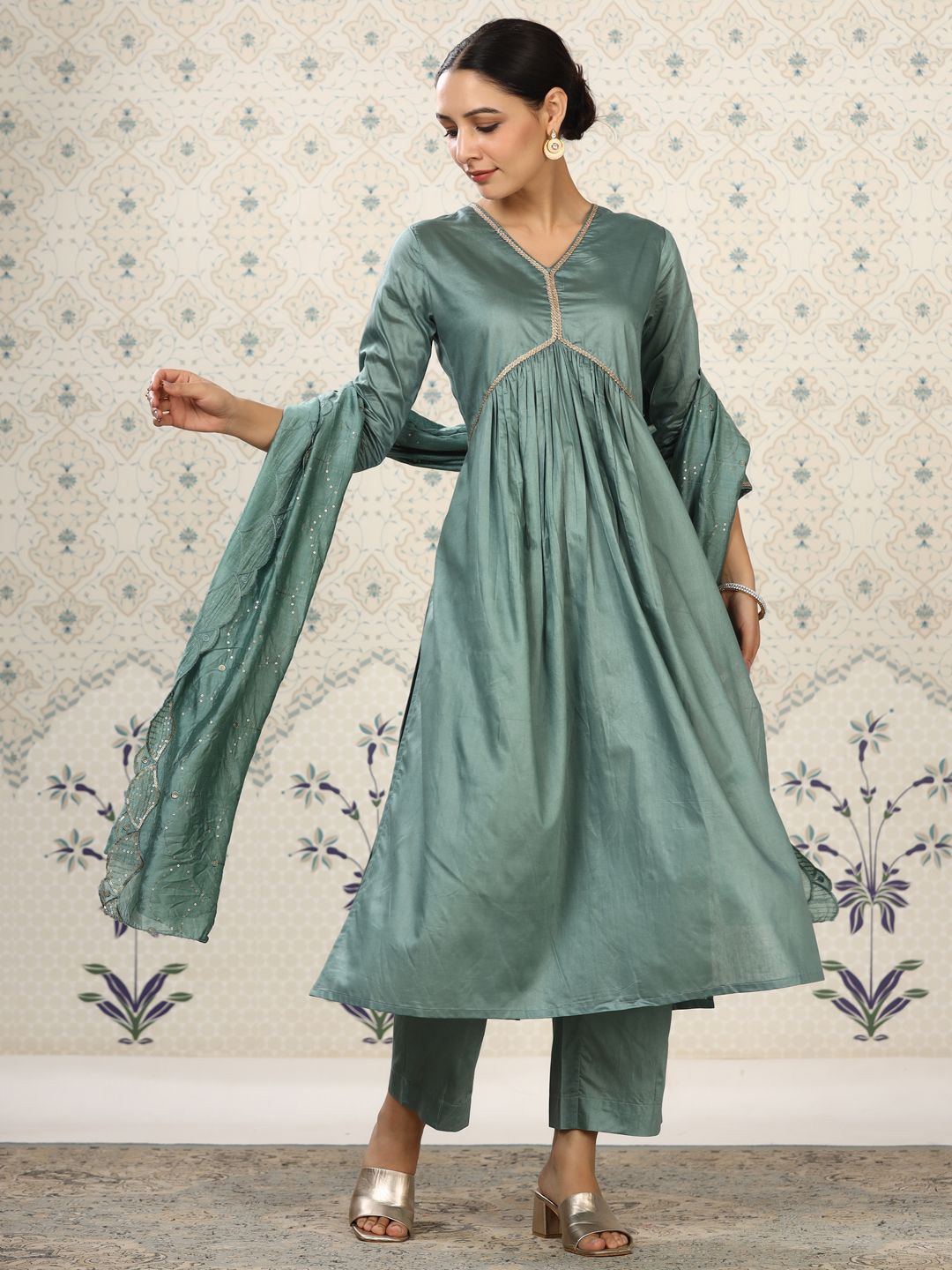 

Ode by House of Pataudi Gotta Patti Empire Kurta with Trousers & Dupatta, Green
