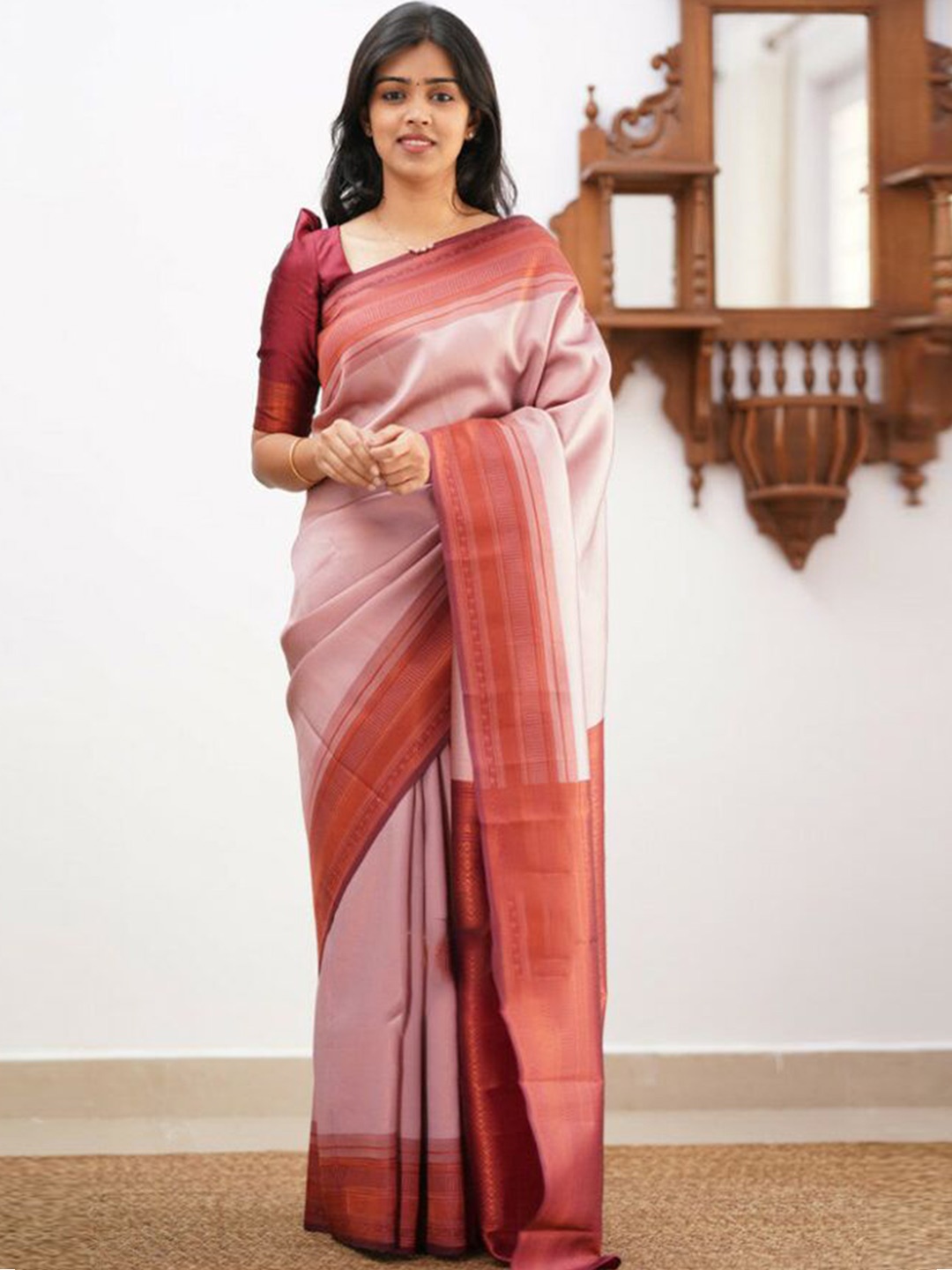 

Upalksh Woven Design Zari Banarasi Saree, Pink