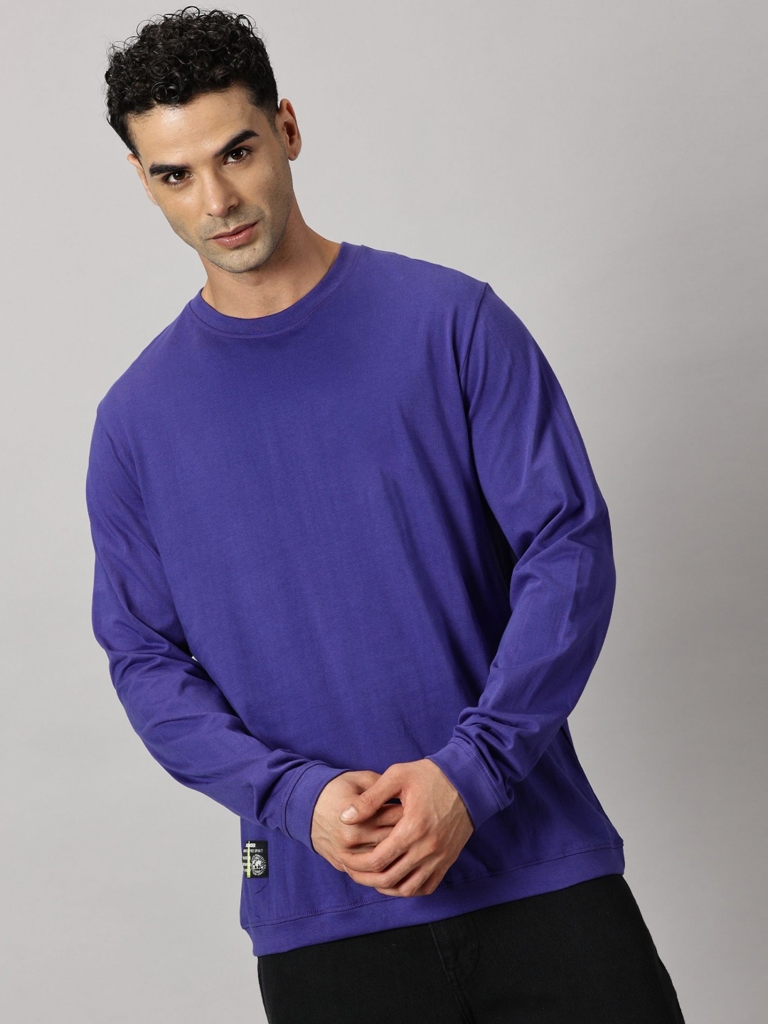 

THE HOLLANDER Men Solid Round Neck Cotton T-Shirt, Violet