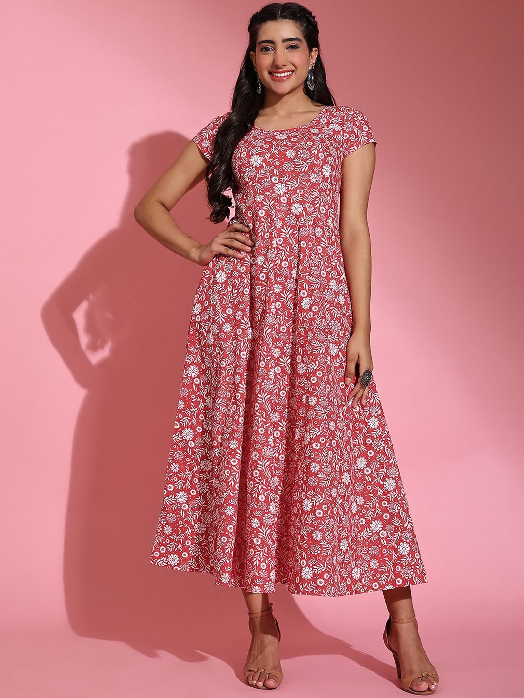 

Poshak Hub Floral Printed Pure Cotton A-Line Kurta, Red
