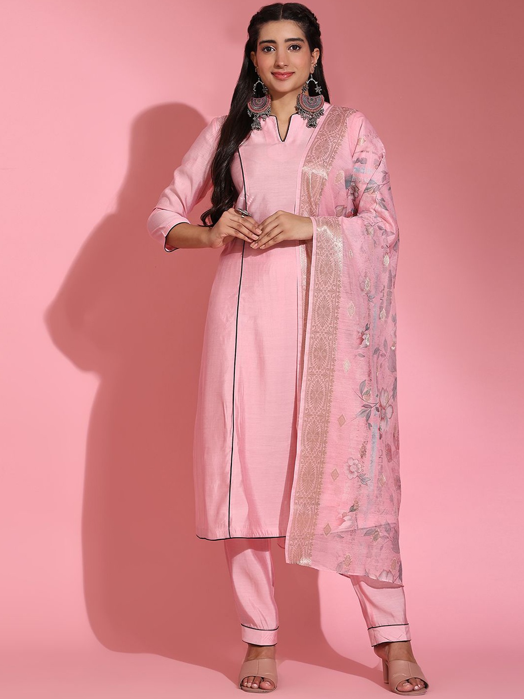 

Poshak Hub Straight Kurta With Trousers & Dupatta, Pink