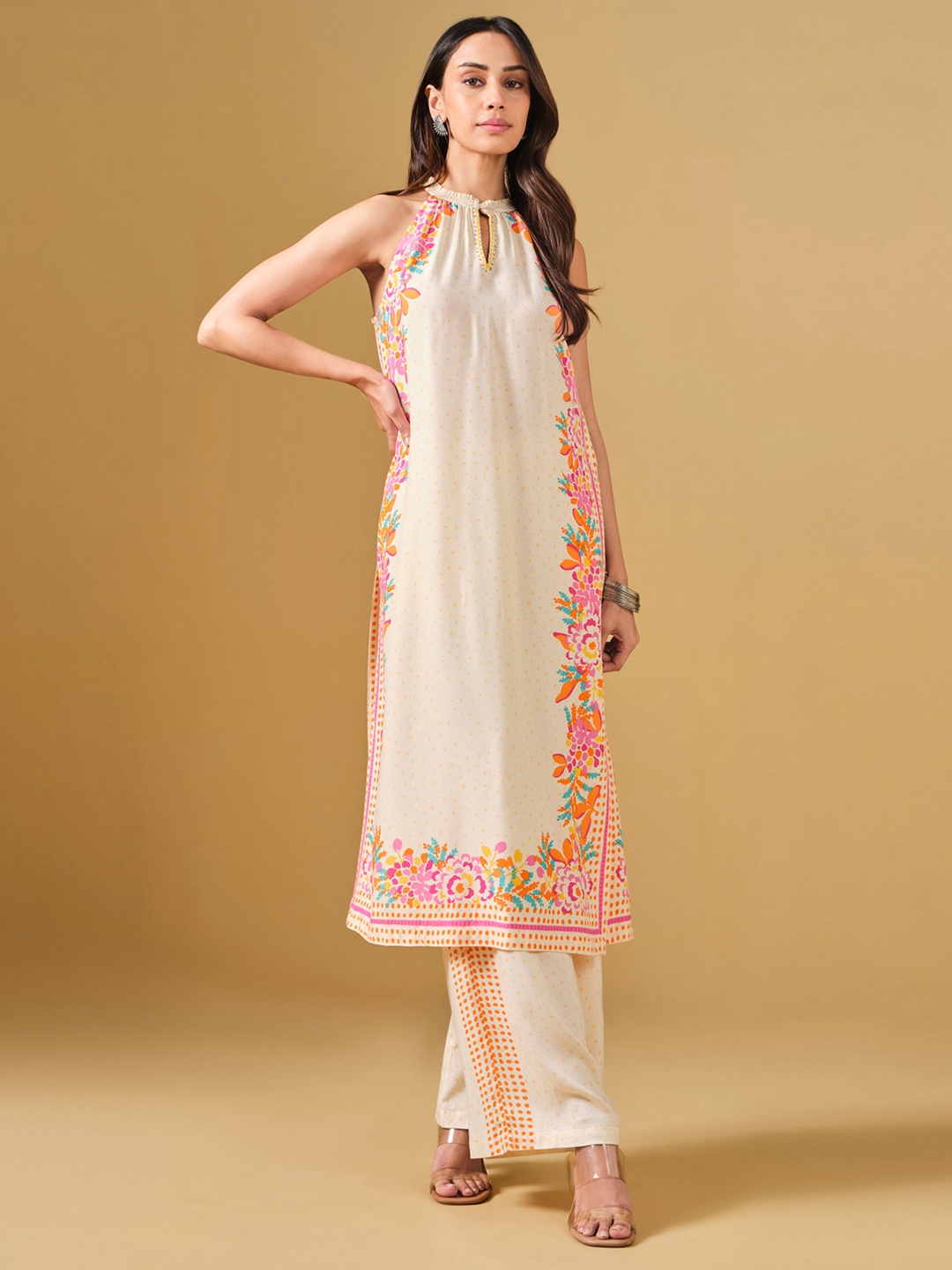 

Global Desi Floral Printed Keyhole Neck Regular Straight Kurta With Palazzos, Off white