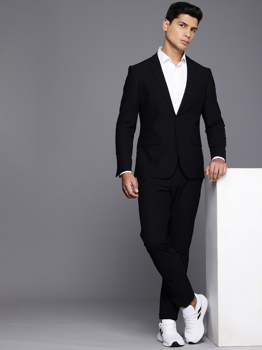 

Louis Philippe Super Slim Fit Formal Blazer & Trouser, Black