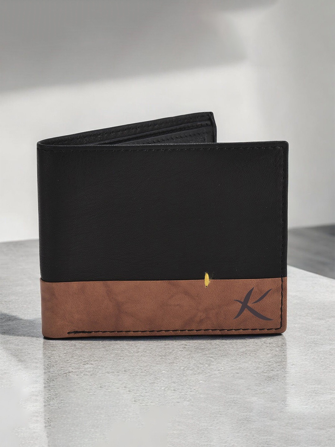 

Kastner Men Textured Leather Two Fold Wallet, Black