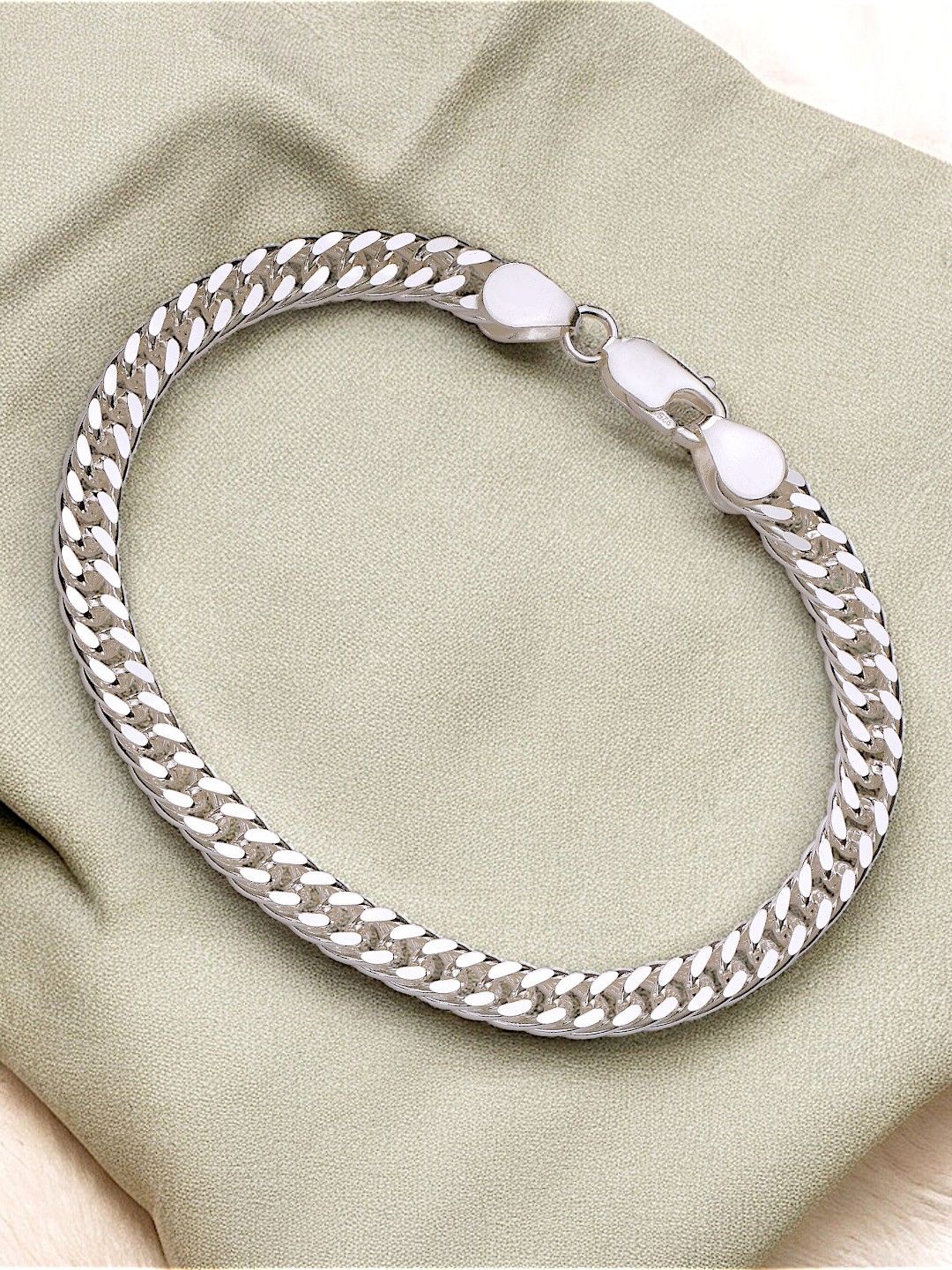 

Taraash Men 925 Sterling Silver Link Bracelet