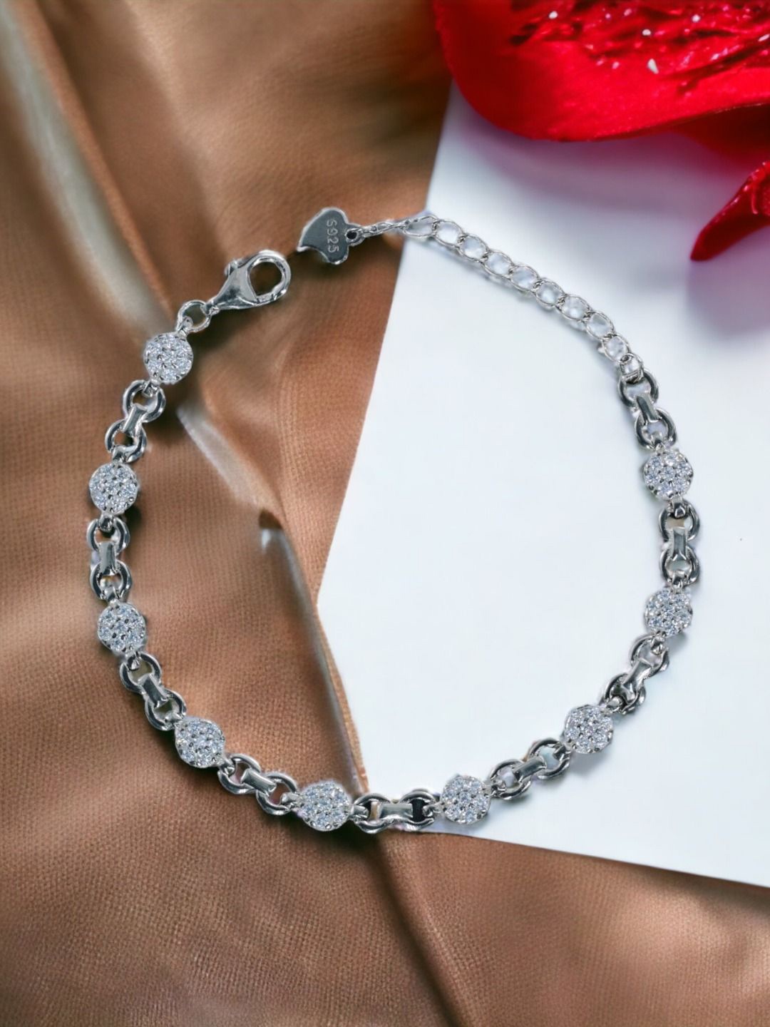 

Taraash 925 Sterling Silver Rhodium-Plated Cubic Zirconia Link Bracelet