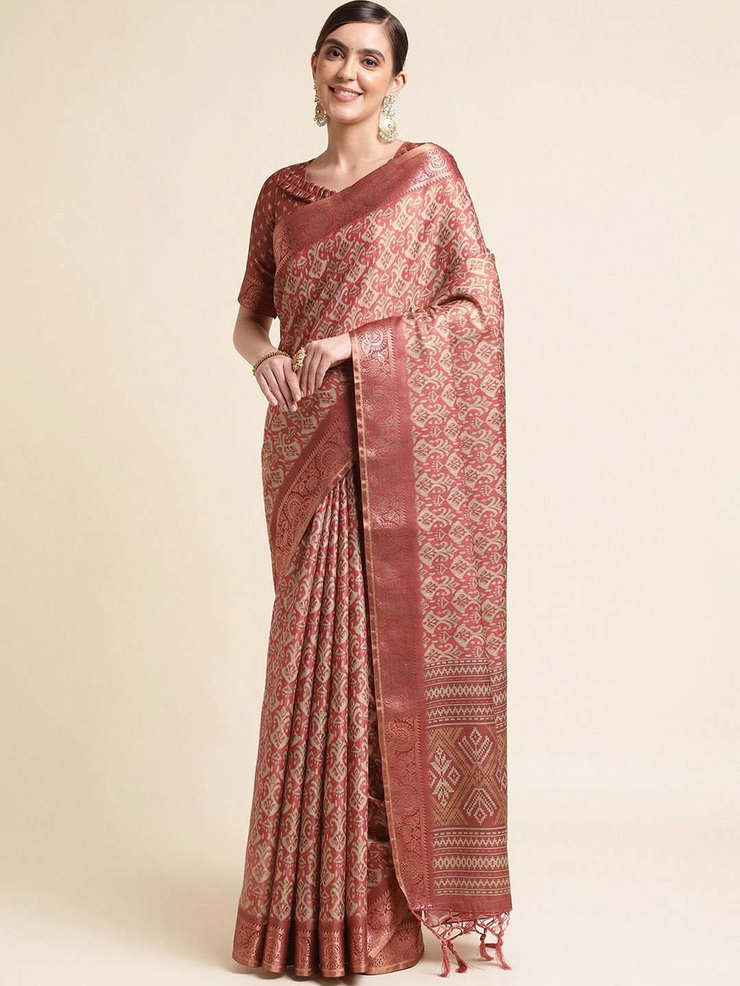 

Ishin Ethnic Motifs Woven Design Kanjeevaram Saree, Maroon