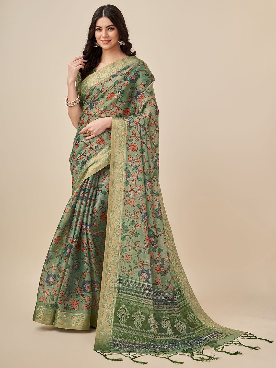 

Ishin Ethnic Motifs Woven Design Kanjeevaram Saree, Green