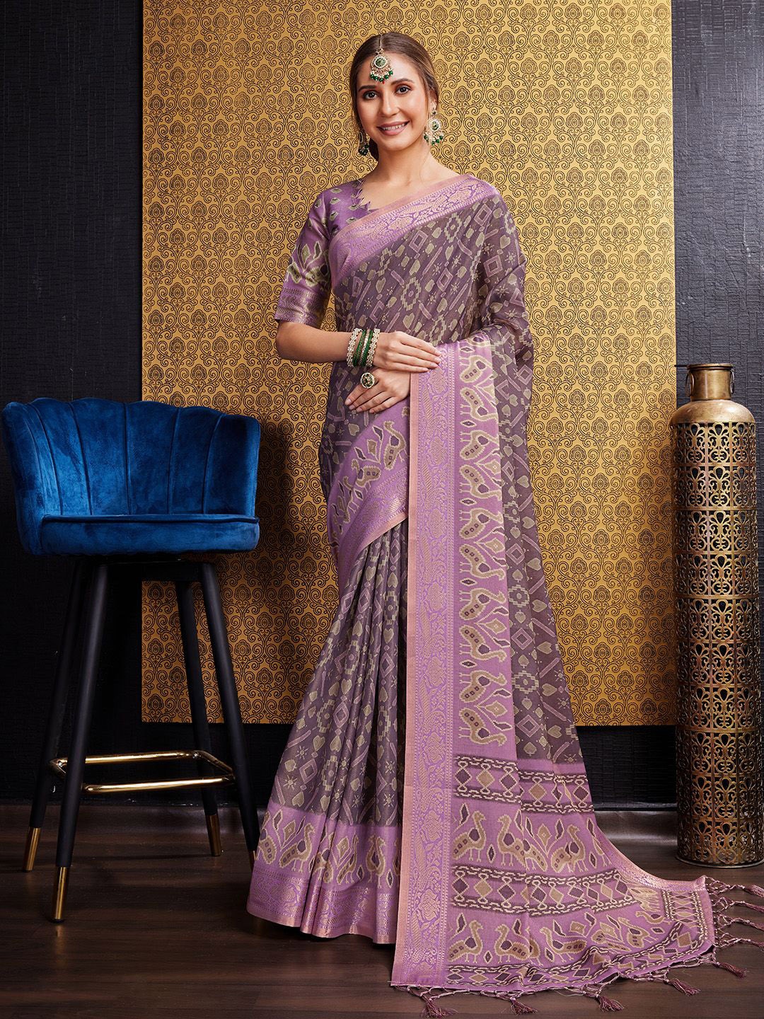 

Ishin Ethnic Motifs Kanjeevaram Saree, Purple