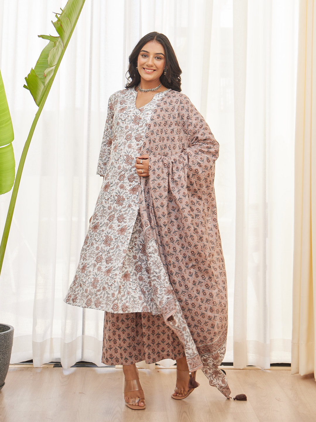 

MAAND Floral Printed Pure Cotton Kurta with Palazzos & Dupatta, White