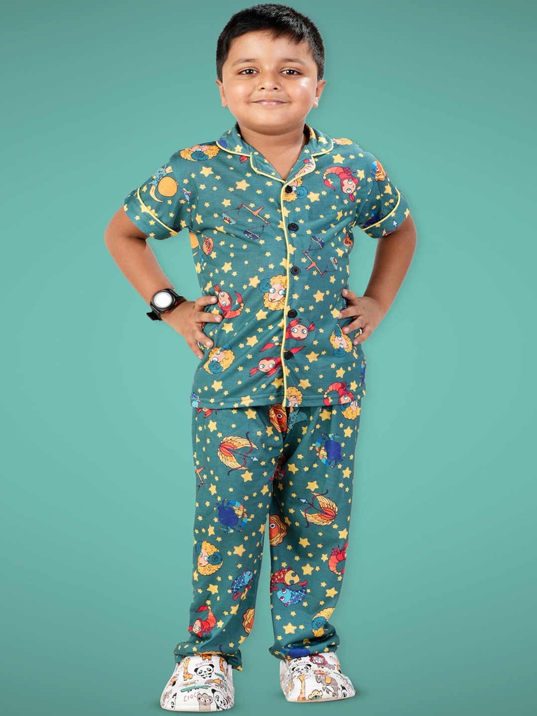 

BAESD Boys Conversational Printed Nightsuits, Green