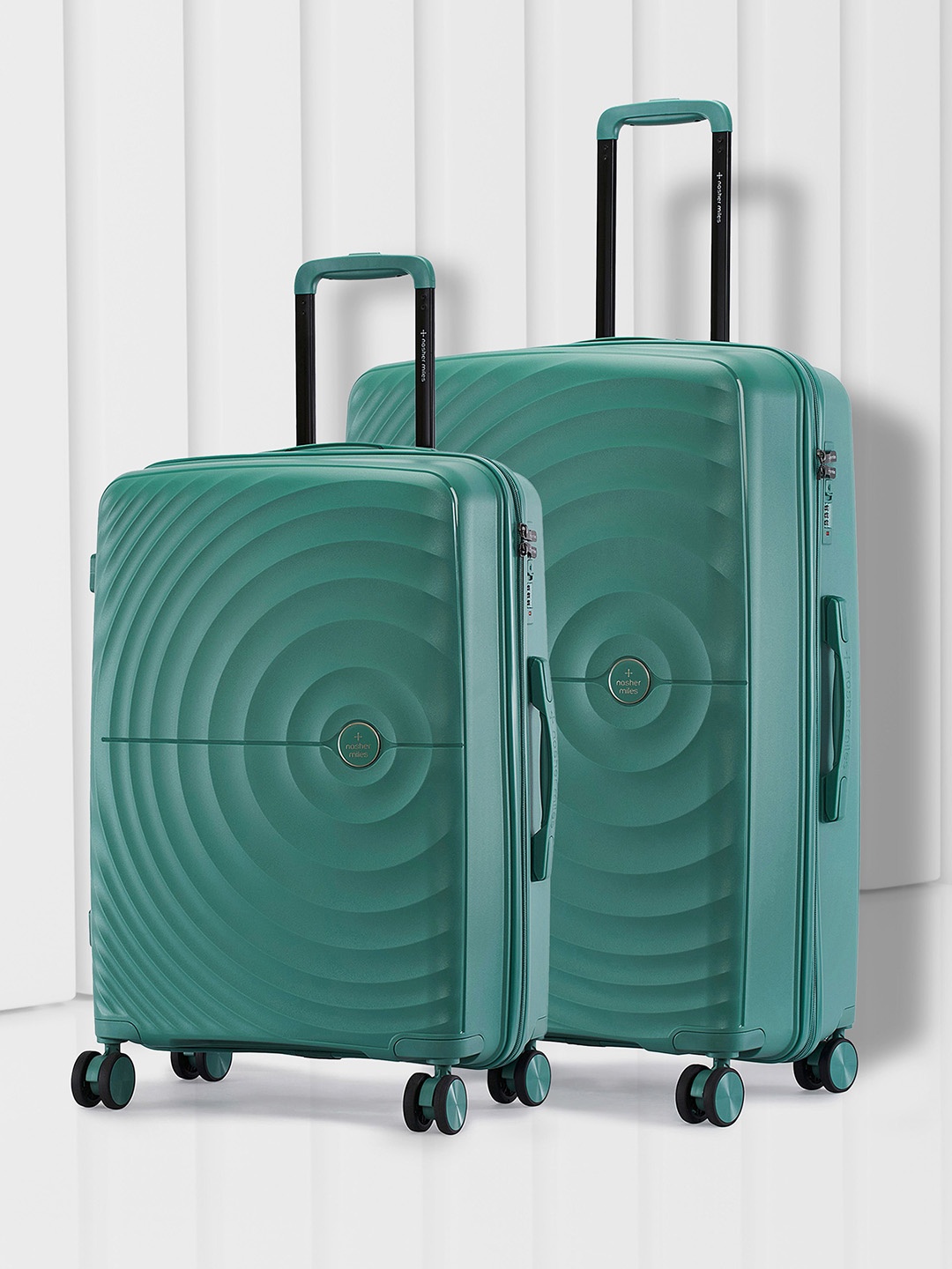 

Nasher Miles Seattle Hard-Sided Polypropylene Set of 2 M/L Dark Green Trolley Bags 65-75cm