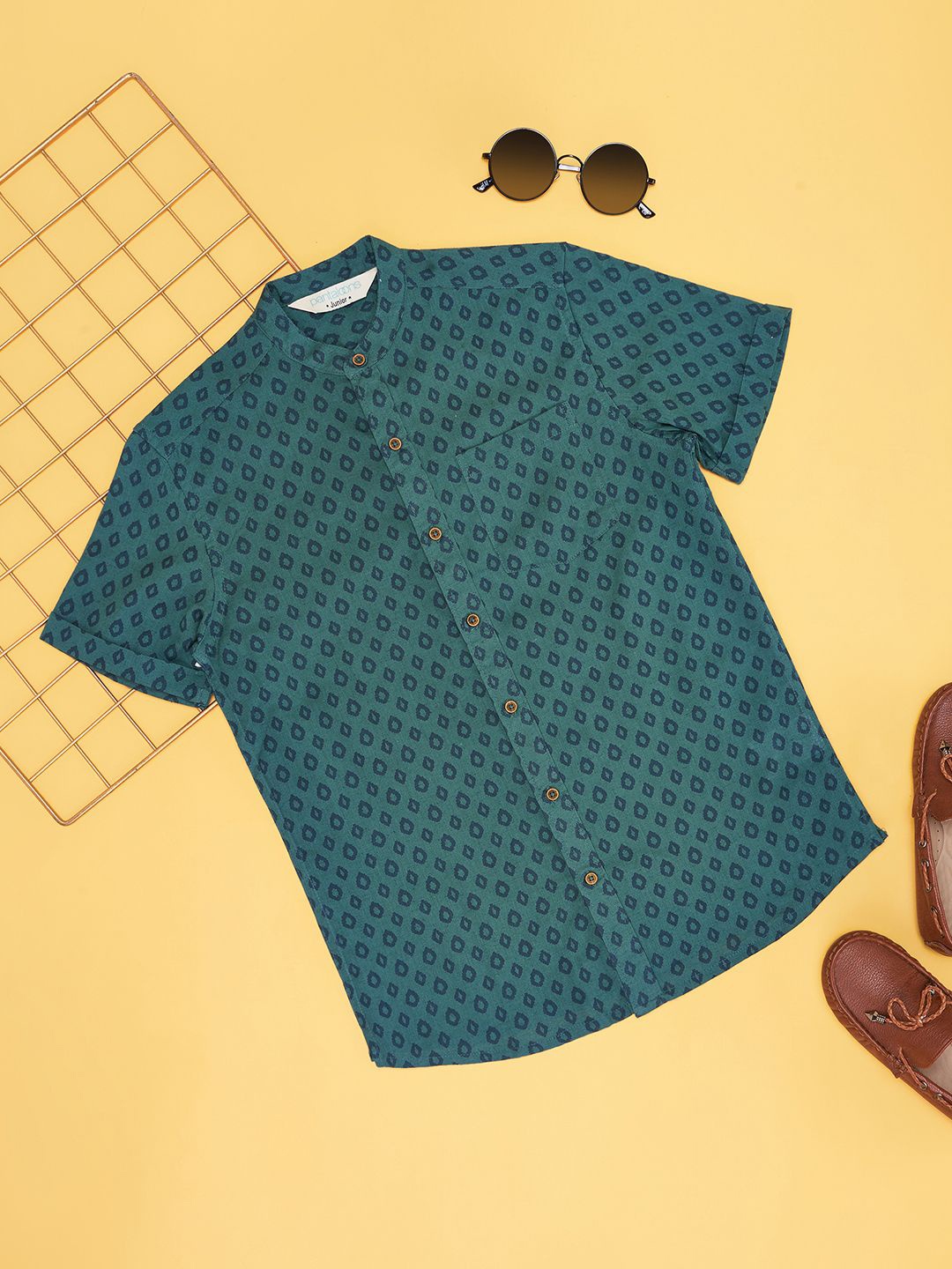 

indus route by Pantaloons Boys Geometric Printed Band Collar Shirts, Green