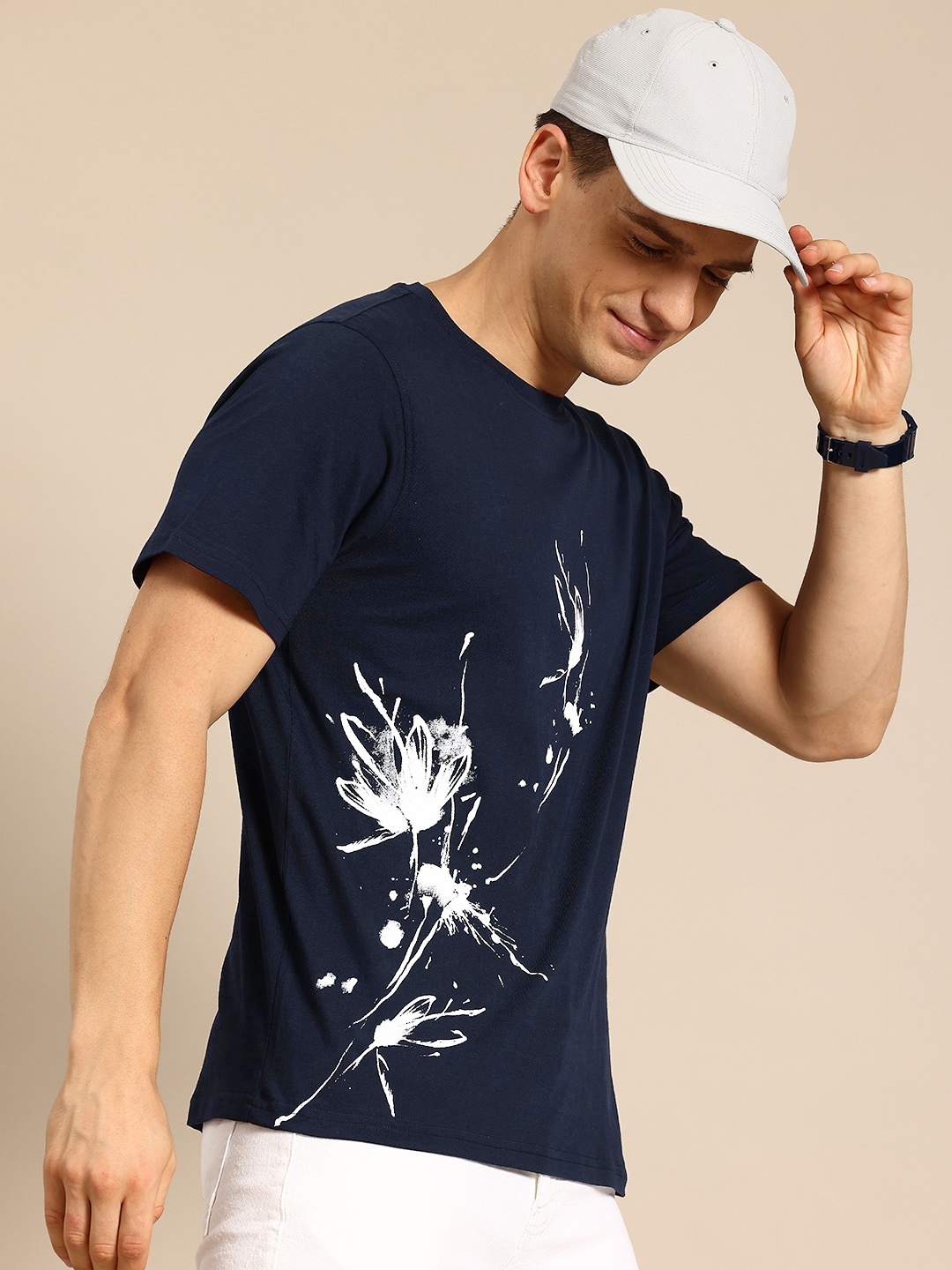 

Mast & Harbour Men Floral Printed Pure Cotton Bio Finish T-shirt, Navy blue