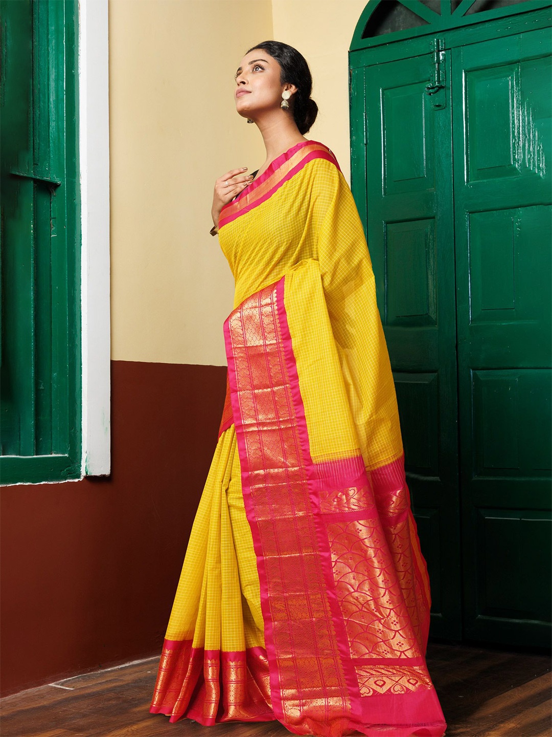 

Unnati Silks Woven Design Zari Pure Cotton Handloom Gadwal Saree, Yellow