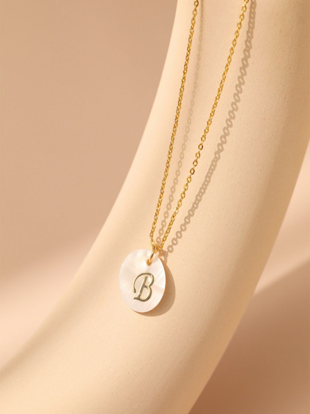 

AQUASTREET 18K Gold-Plated Waterproof Antitarnish Letter B Initial Pendant Necklace