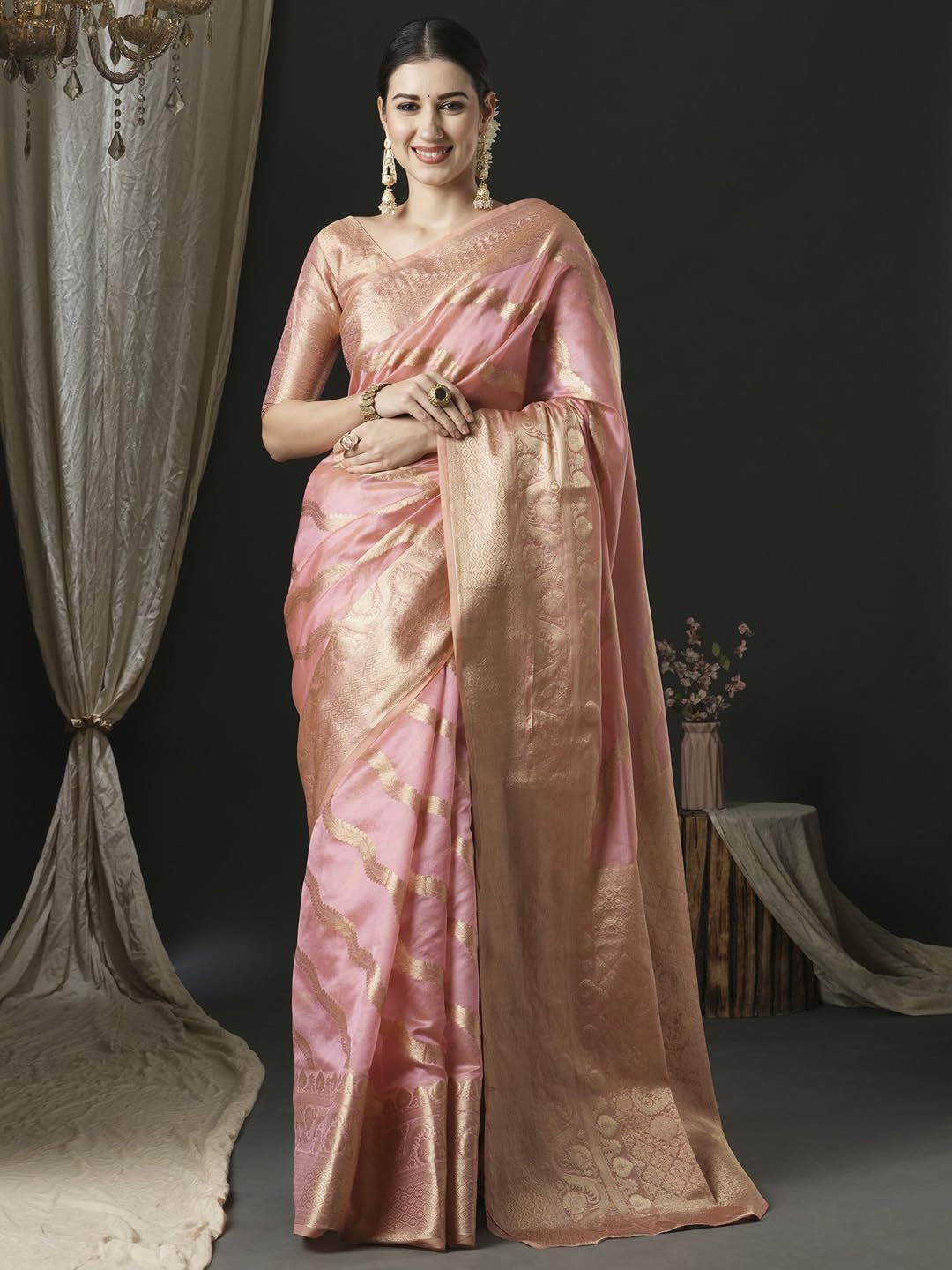 

Jinal & Jinal Woven Designed Zari Banarasi Saree, Pink