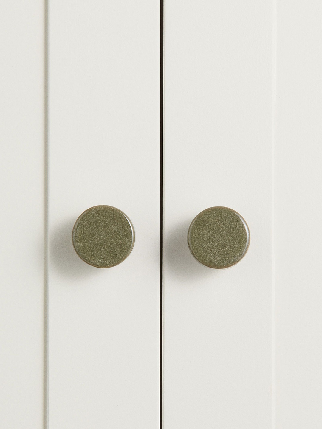 

H&M Green 2-Pack Stoneware Knobs