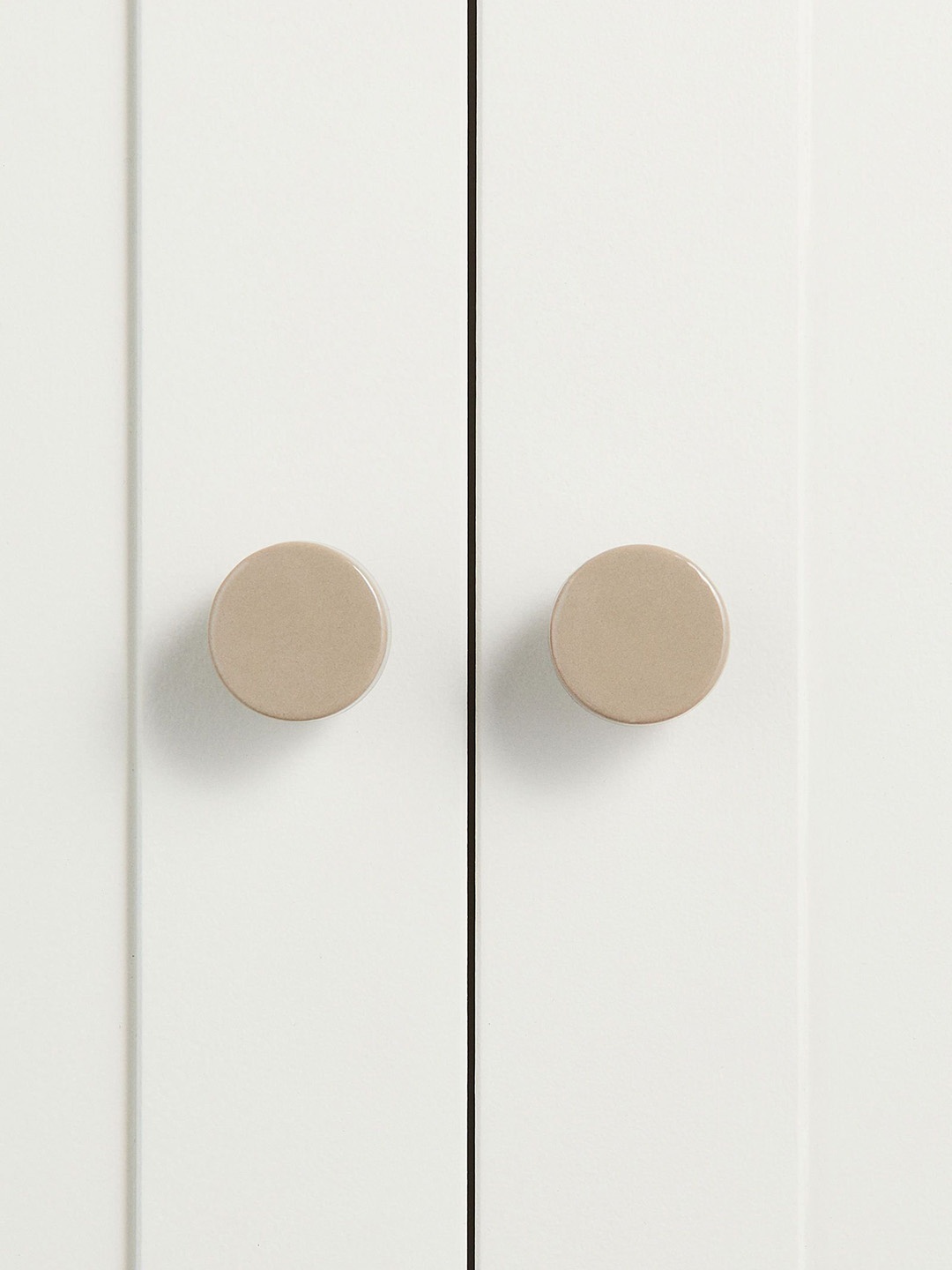 

H&M Beige 2-Pack Stoneware Knobs