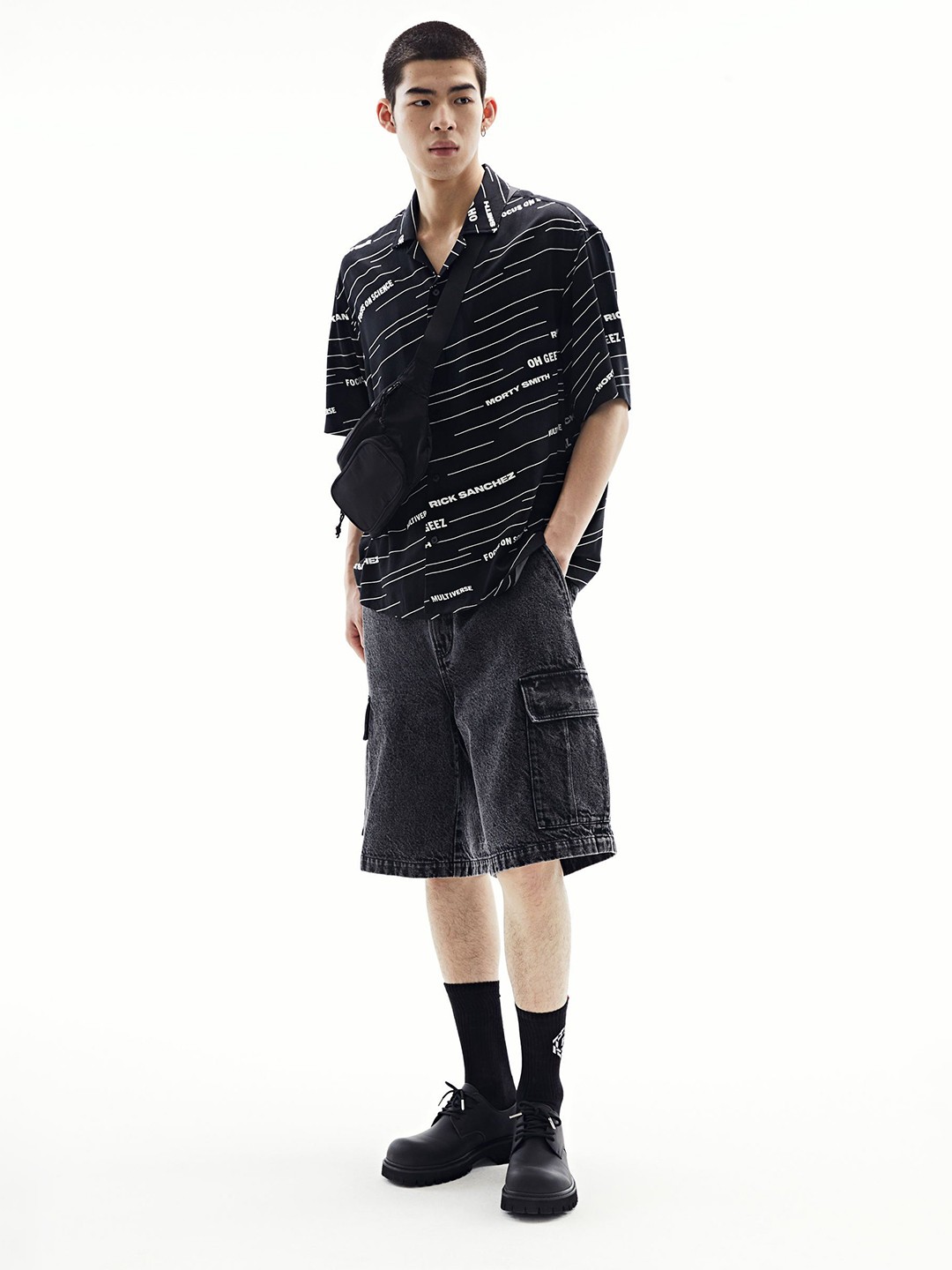 

H&M Loose Fit Printed Resort Shirt, Black