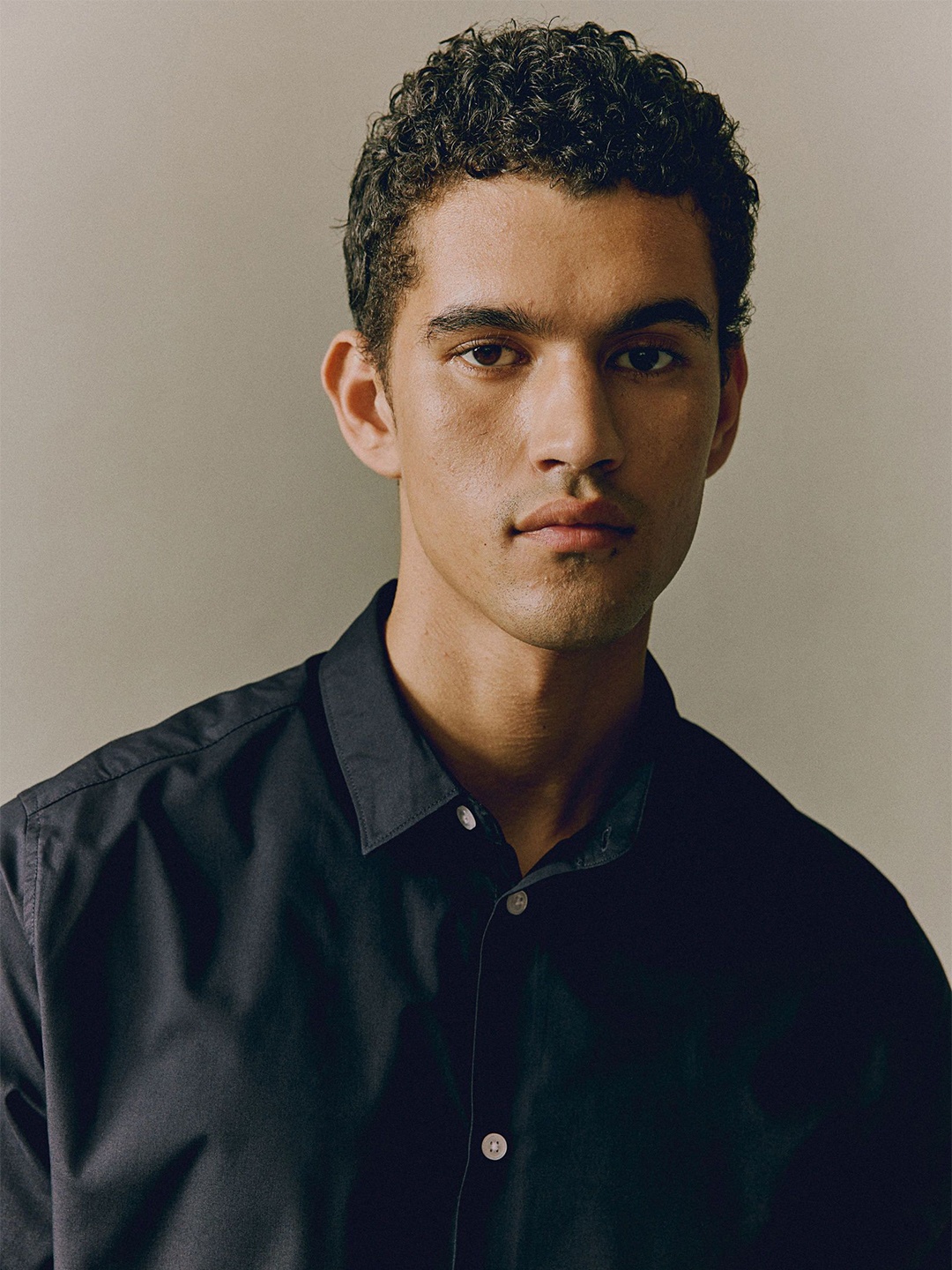 

H&M Slim Fit Easy-Iron Shirt, Black