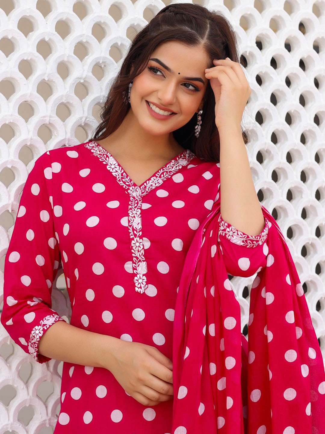 

Anouk Printed Pure Cotton Kurta with Trousers & Dupatta, Fuchsia