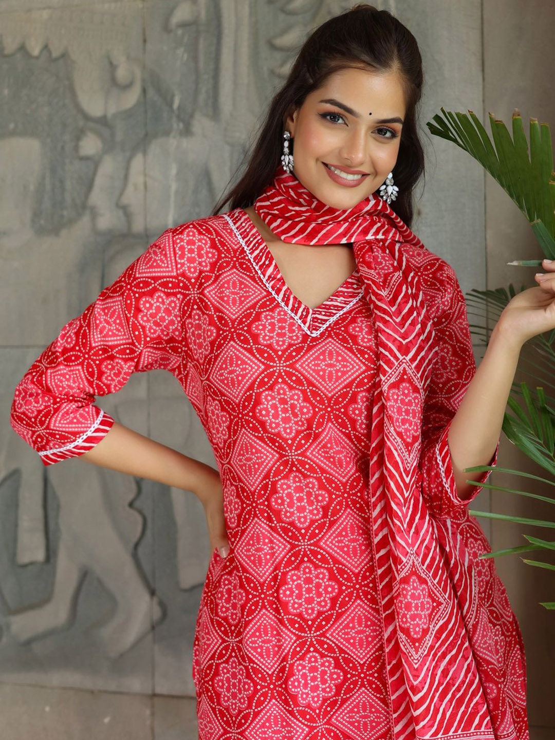 

Anouk Floral Printed V-Neck Pure Cotton Straight Kurta with Trousers & With Dupatta, Red