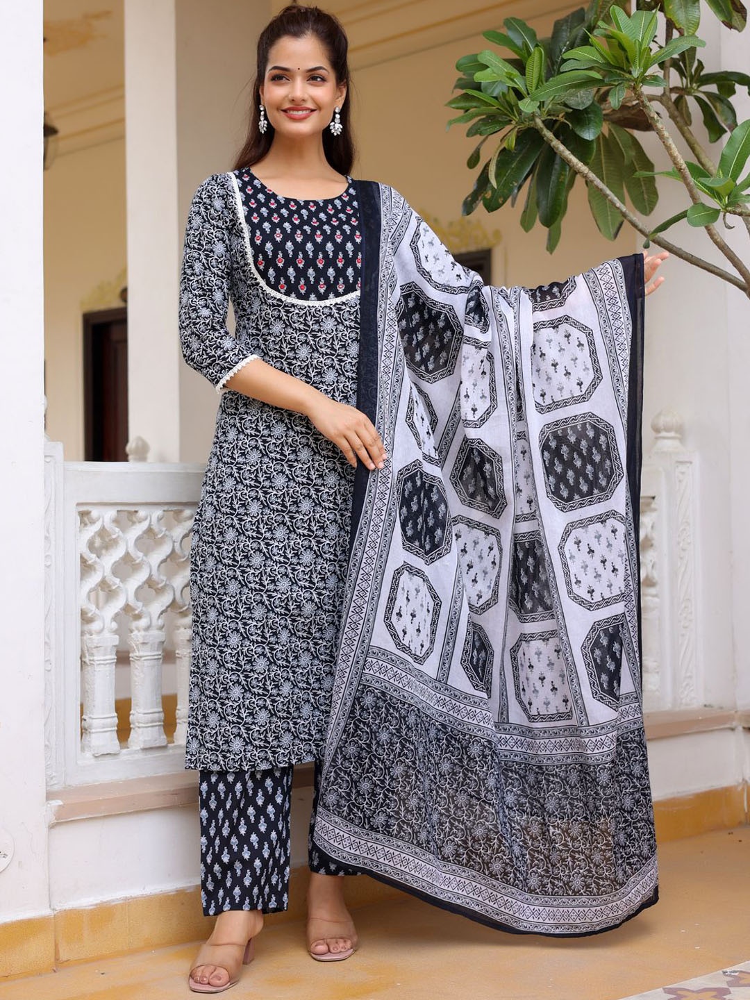 

Anouk Printed Pure Cotton Kurta with Trousers & Dupatta, Blue