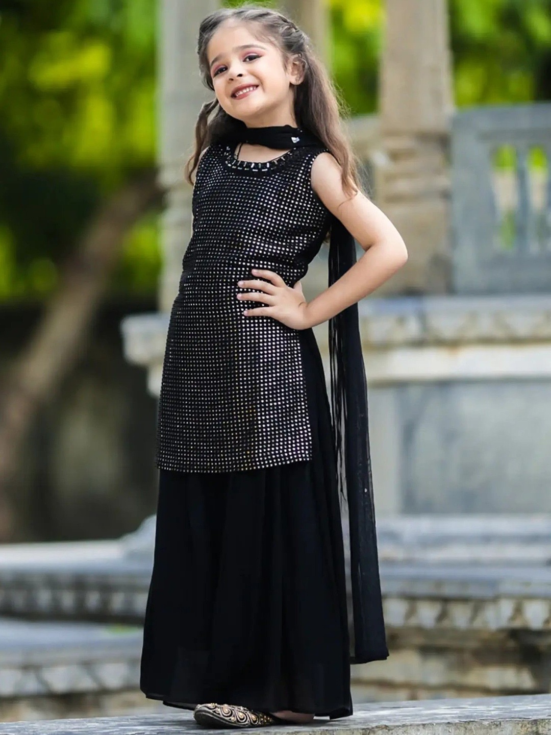 

BAESD Girls Embroidered Regular Mirror Work Straight Kurti With Palazzos & Dupatta, Black