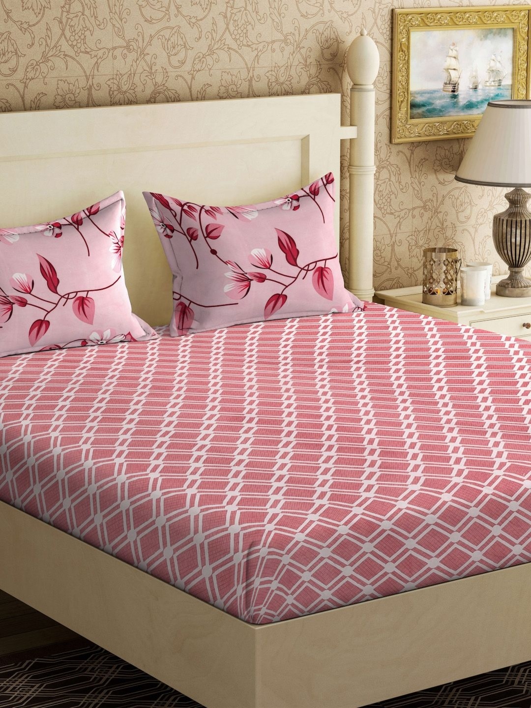 

KLOTTHE Red & White Colored Printed 300TC Double Bedsheets