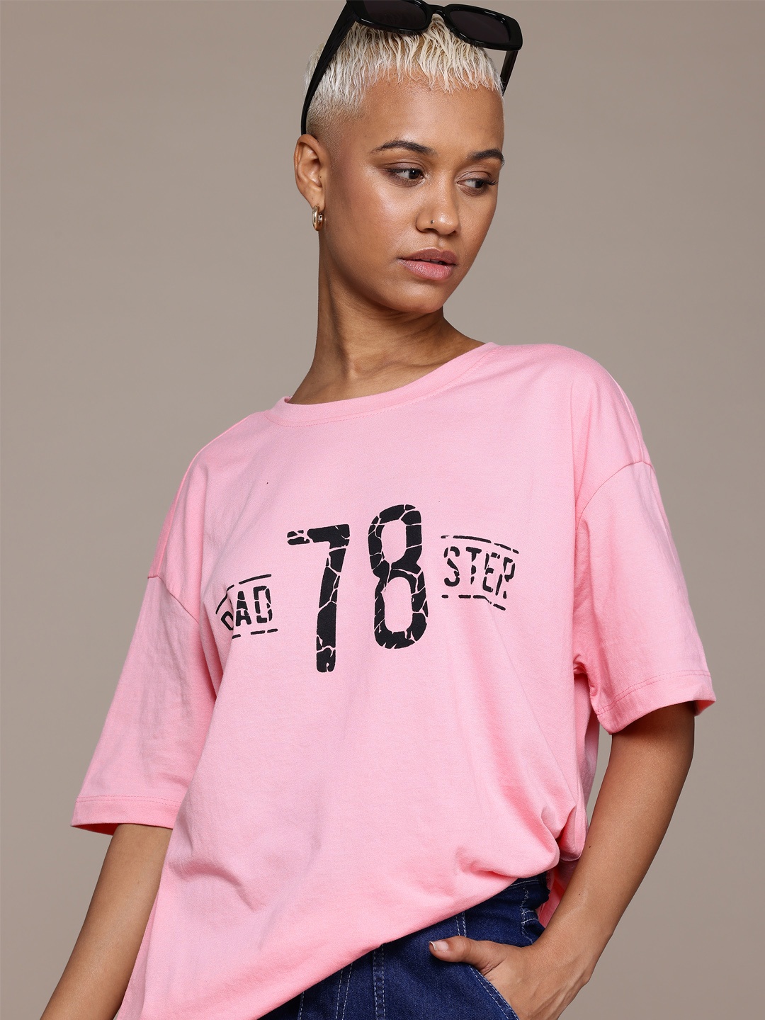 

Roadster Typography Printed Drop-Shoulder Sleeves T-shirt, Pink