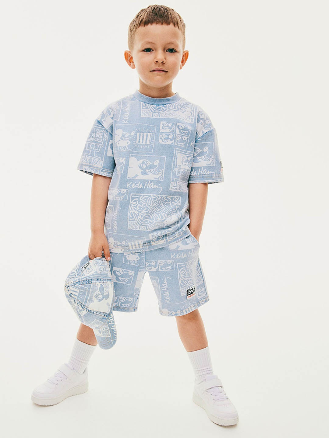 

H&M Boys Mid-Rise Printed Jersey Shorts, Blue