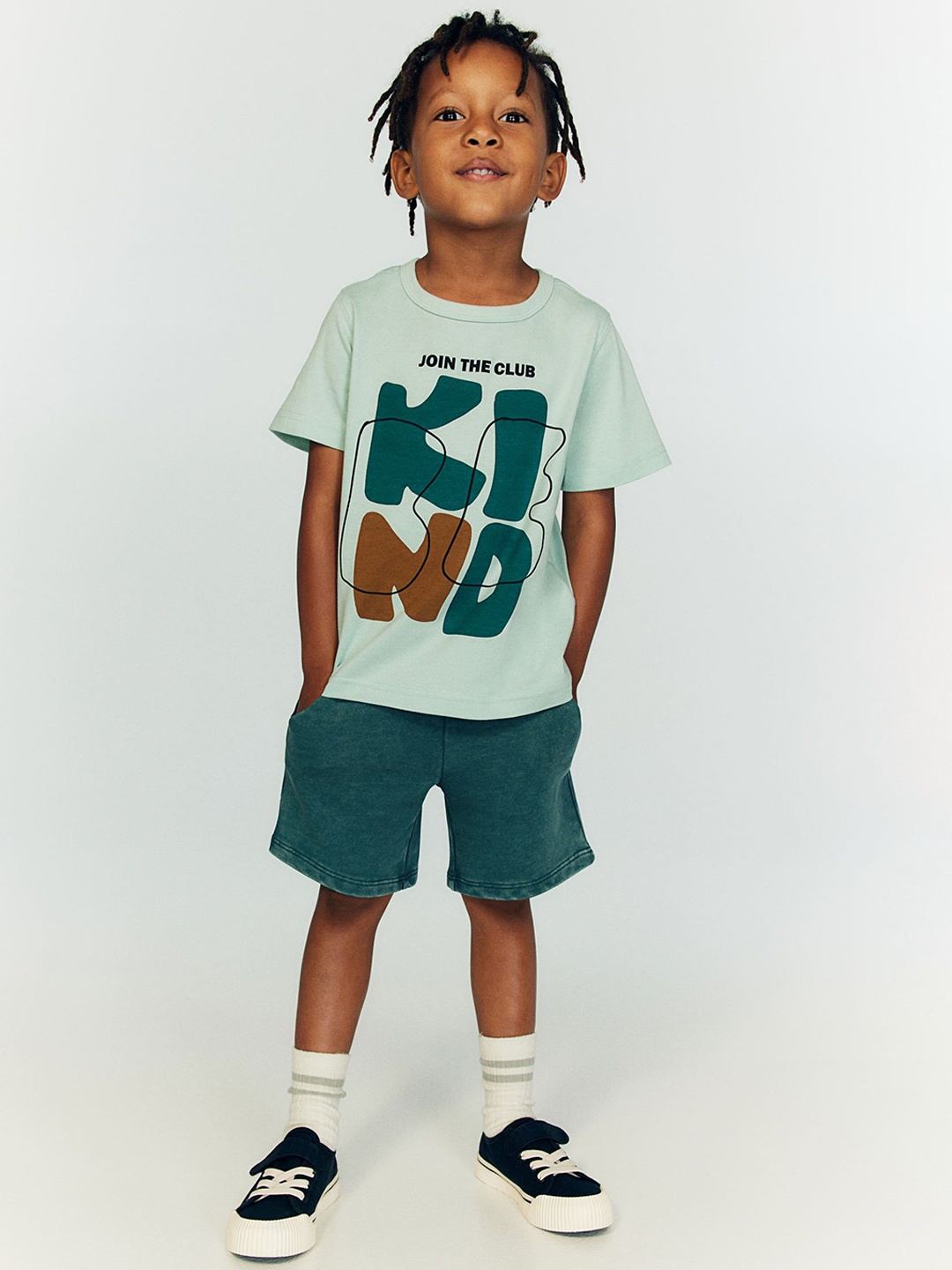 

H&M Boys Mid-Rise Sweatshirt shorts, Green