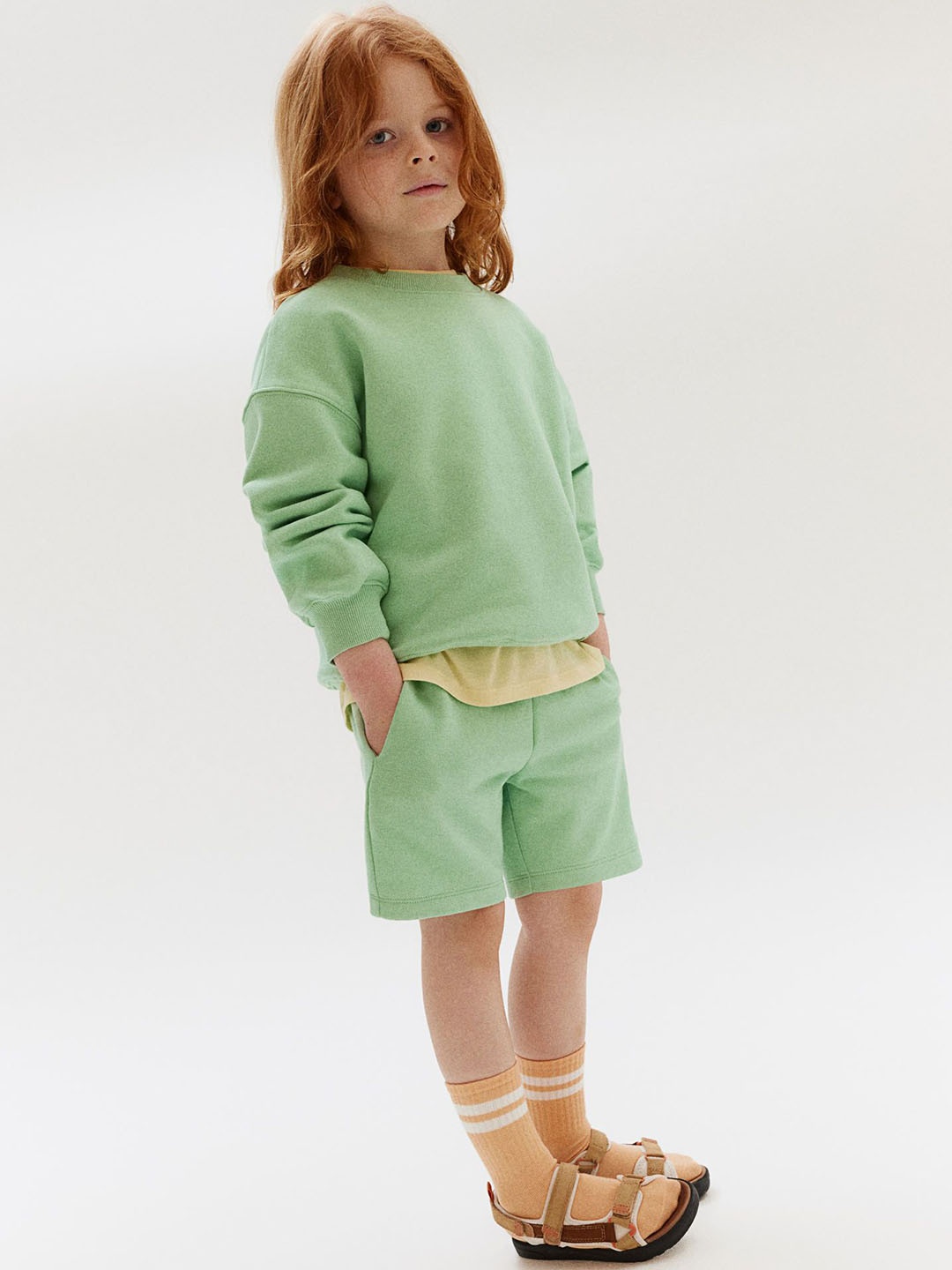 

H&M Infants Boys Mid-Rise Sweatshorts, Green