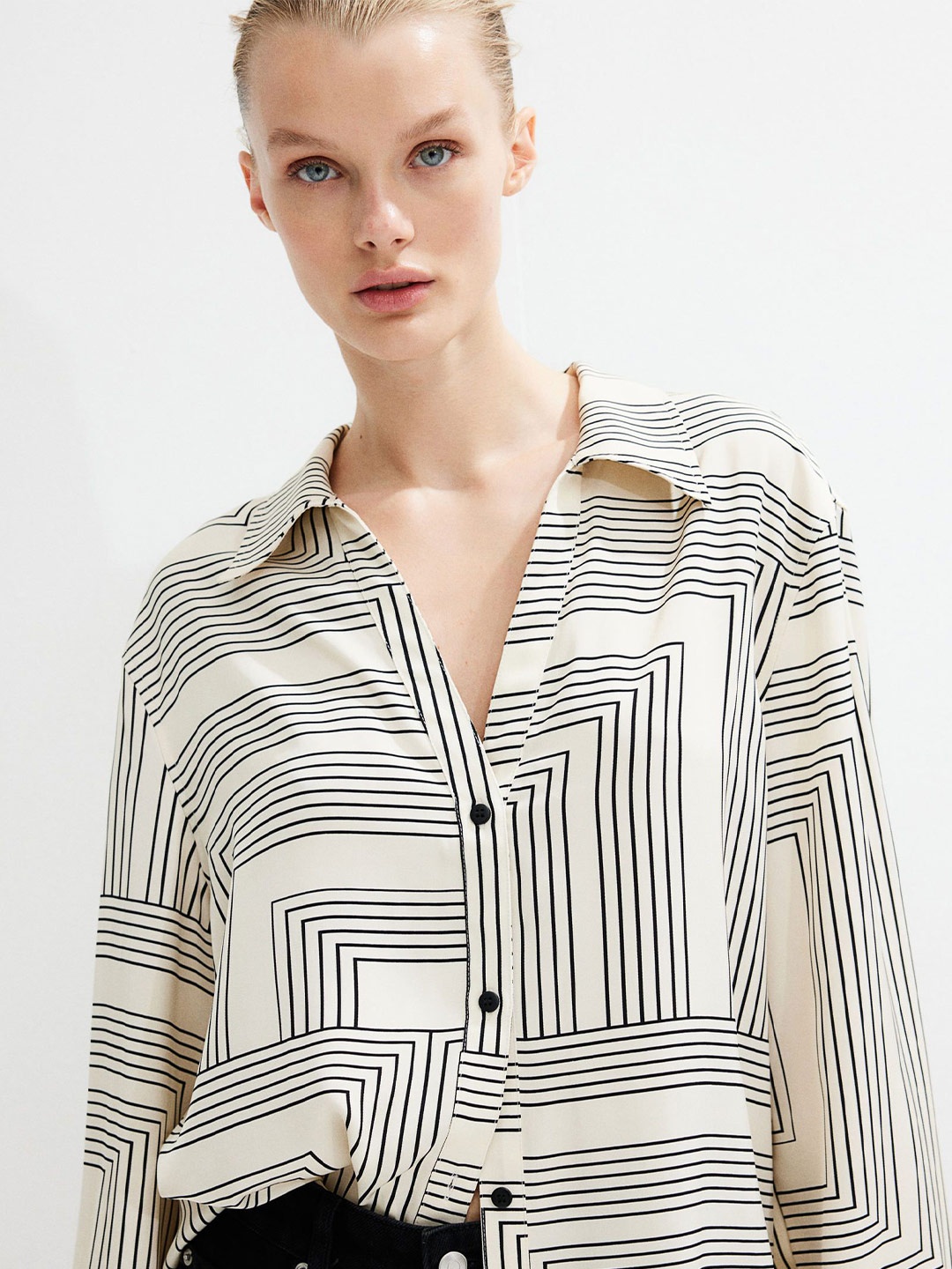 

H&M Women Geometric Long Sleeved Shirts, White