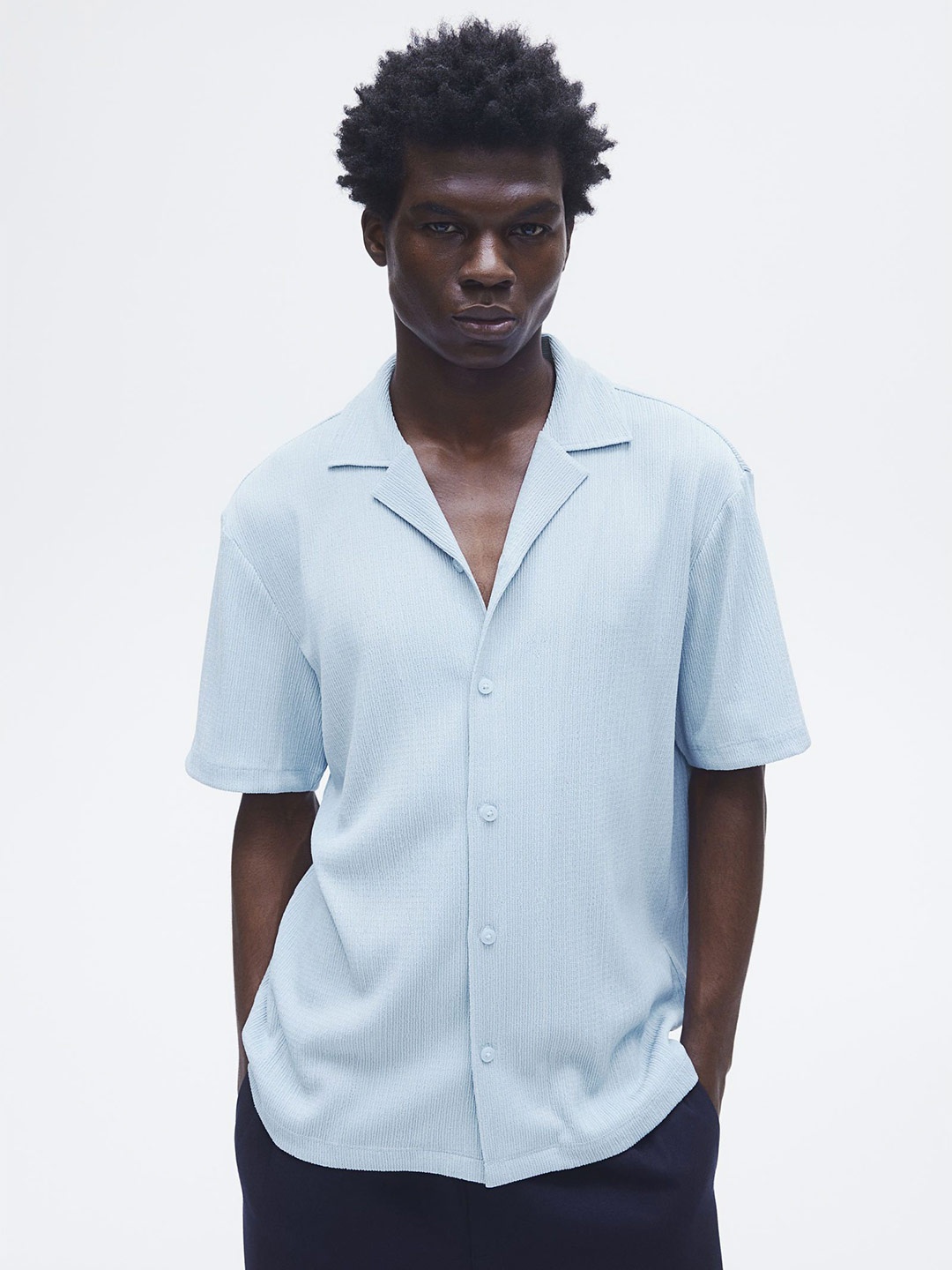 

H&M Men Regular Fit Crinkled Resort Shirt, Blue